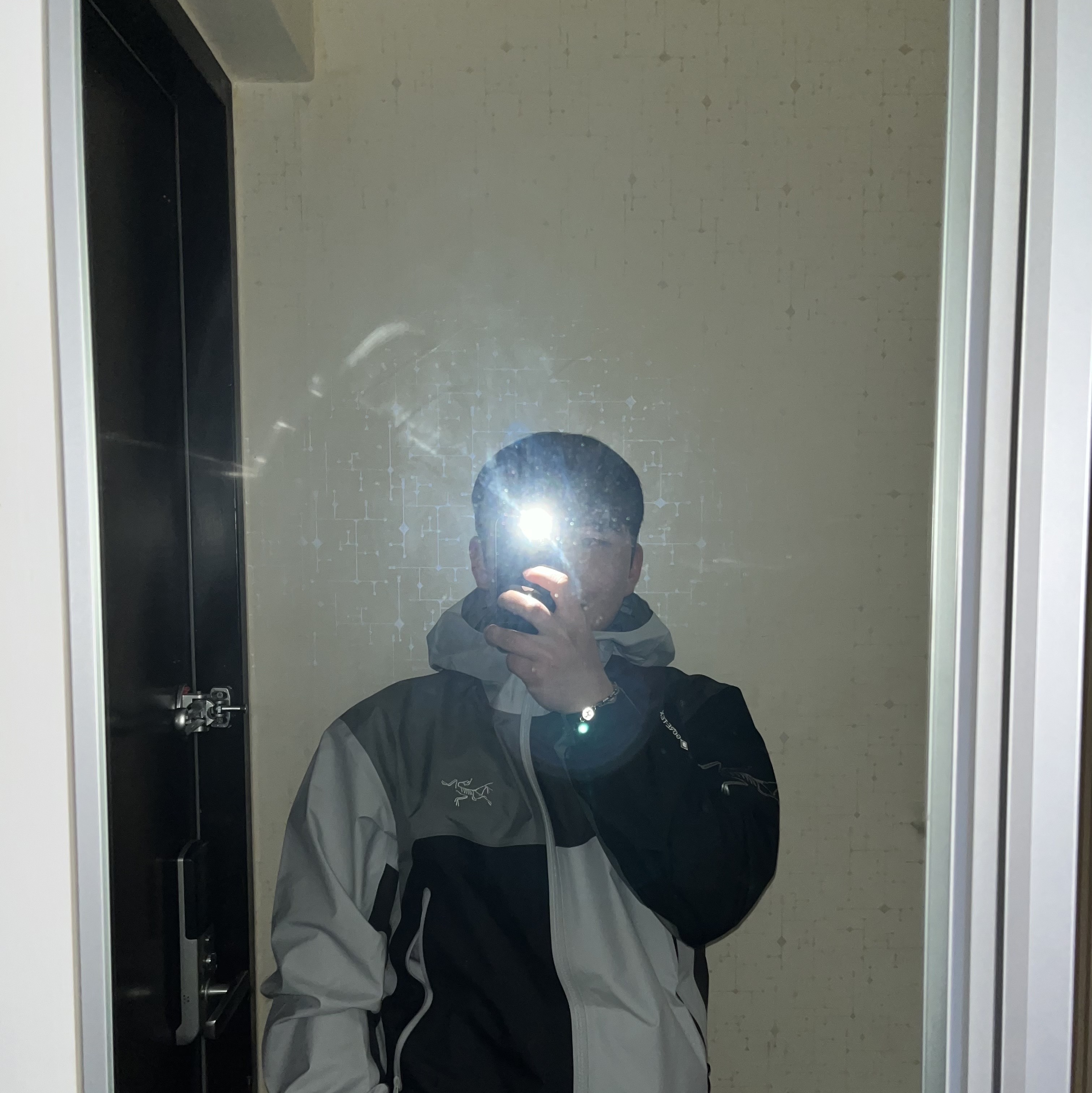Arc'teryx x Beams Beta Jacket Tranquil 착용 스타일
