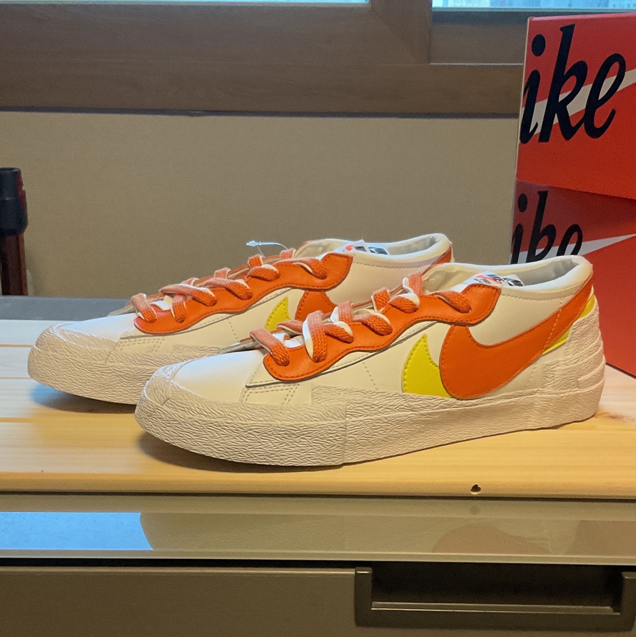 Nike x Sacai Blazer Low Magma Orange 착용 스타일