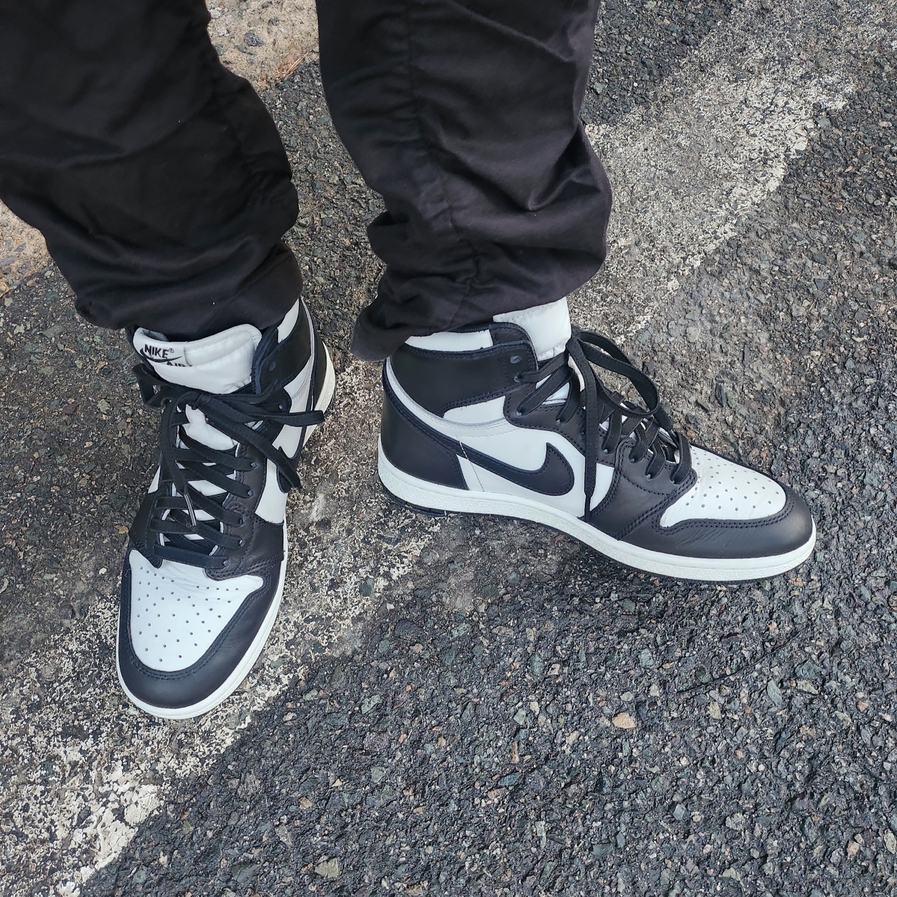 Jordan 1 High 85 Black White, Nike Futura Corduroy Bucket Black 착용 스타일 - 3
