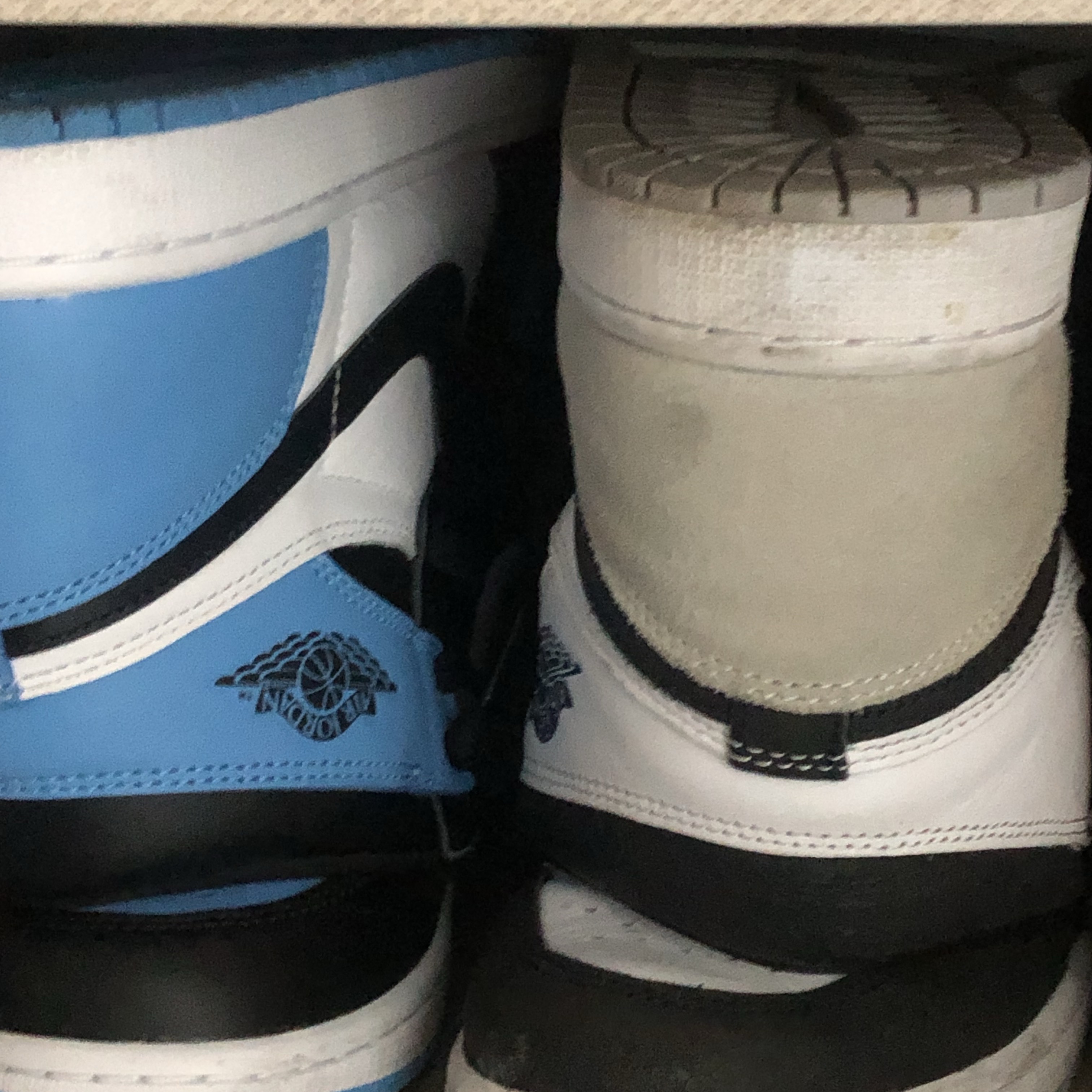 Jordan 1 Retro High OG University Blue 착용 스타일
