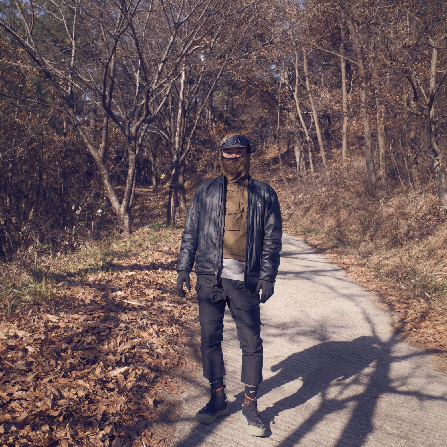 Nike NRG Dri-Fit ACG ADV Steeple Rock Half Zip Base Layer Black - Asia, Nike AAE 1.0 3/4 Pants Oil Grey 착용 스타일