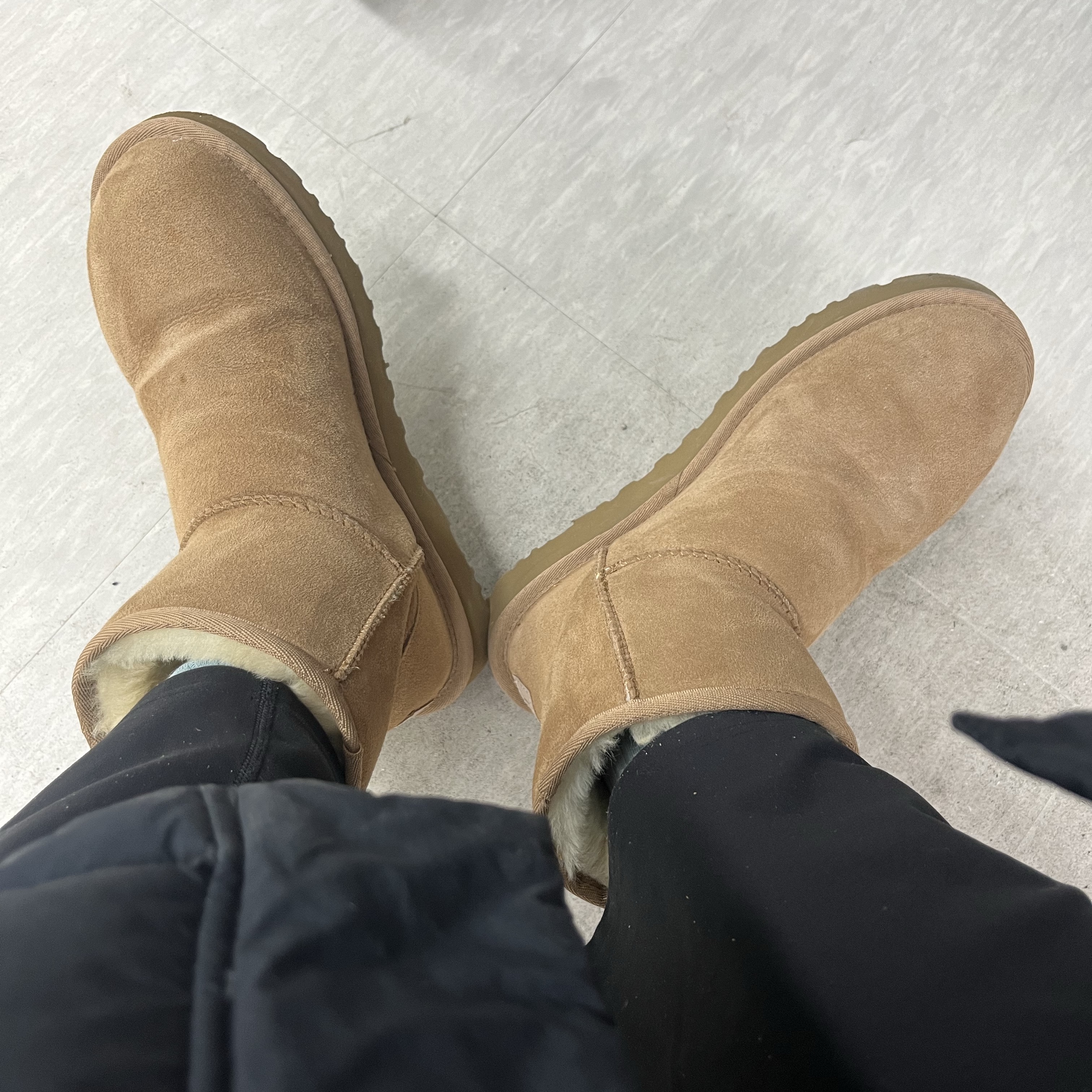 (W) UGG Classic Mini II Boots Chestnut 착용 스타일