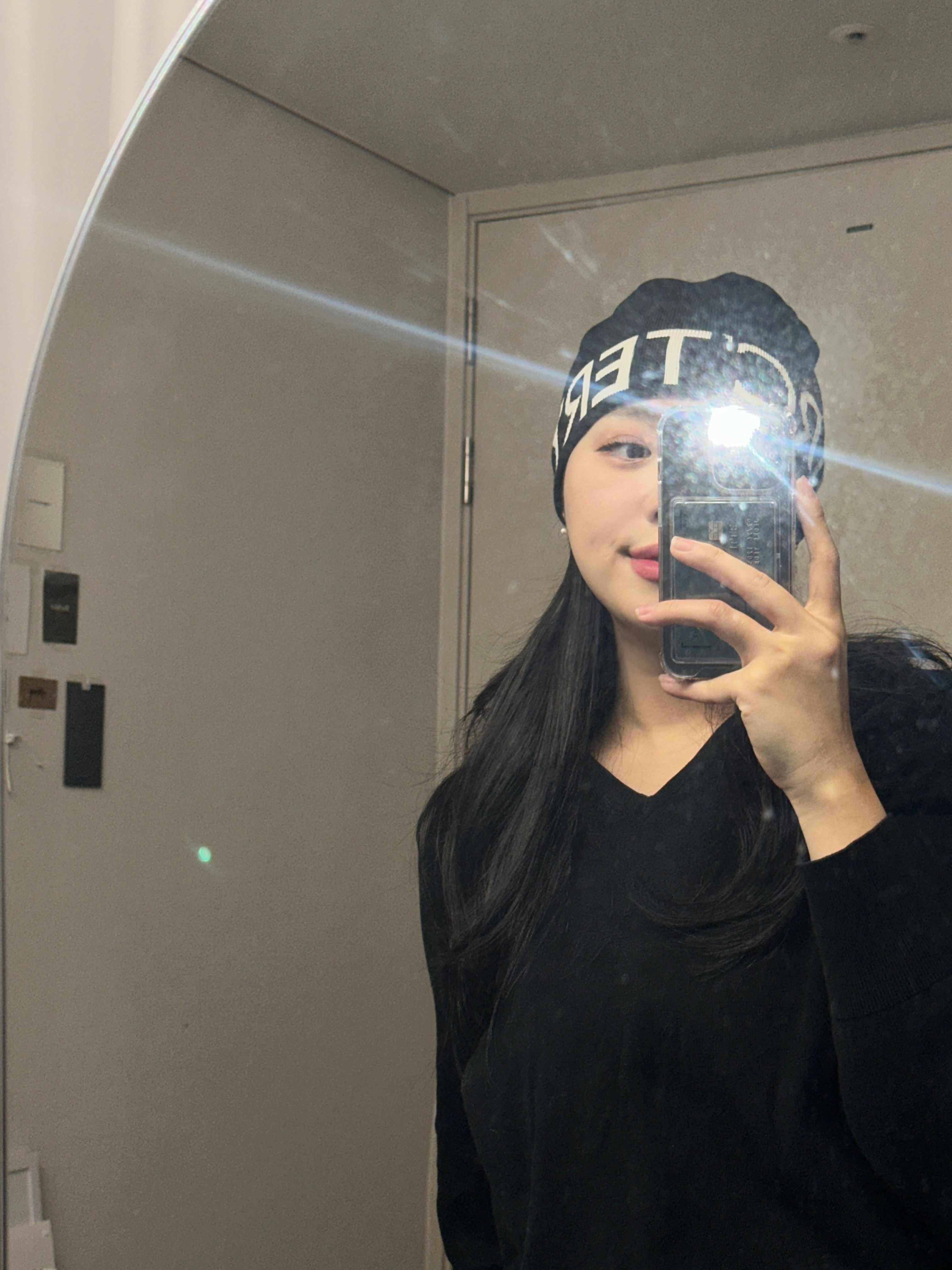 Arc'teryx Word Head Toque Orca 착용 스타일