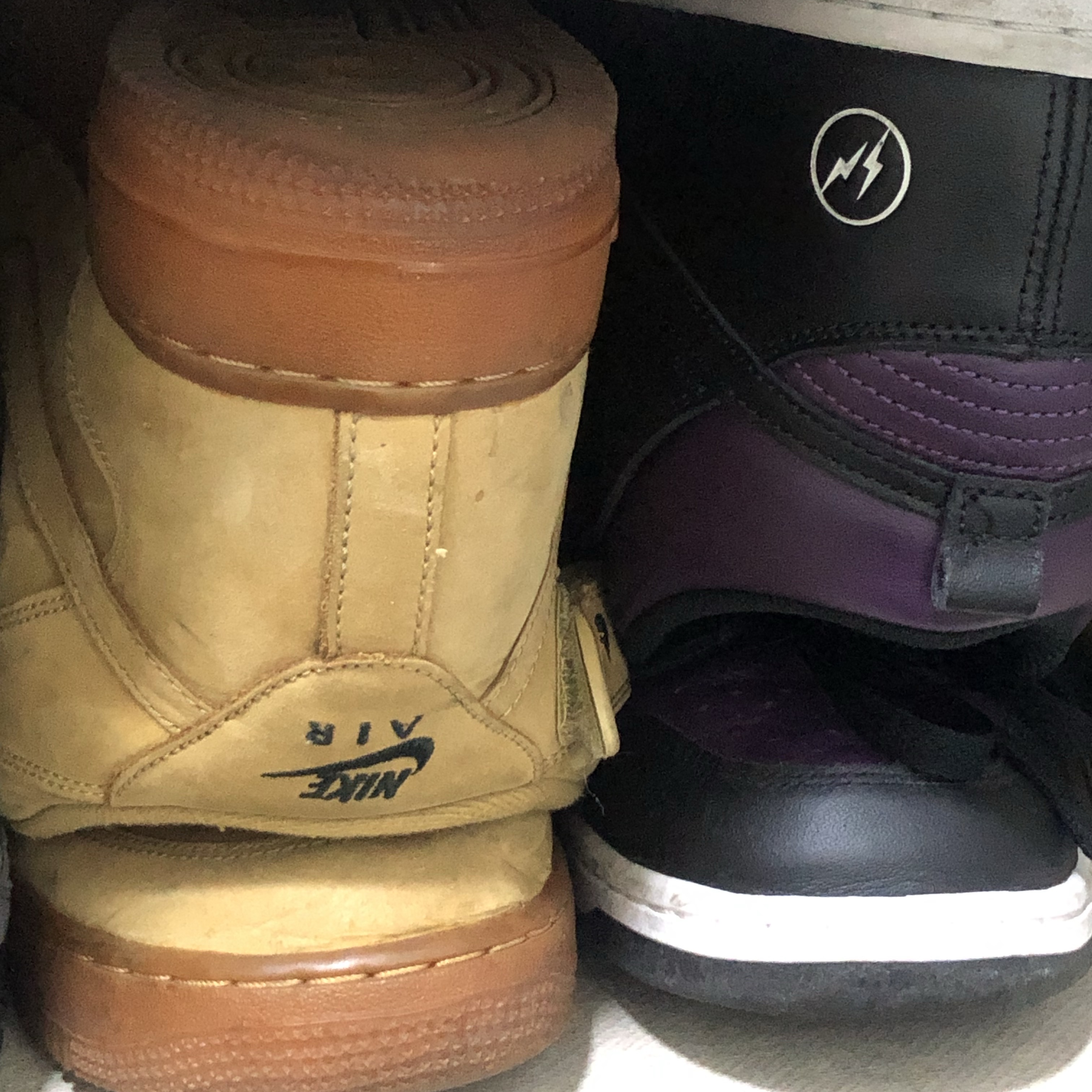 Nike Air Force 1 Mid '07 WB Flax, Nike x Fragment Dunk High Black 착용 스타일