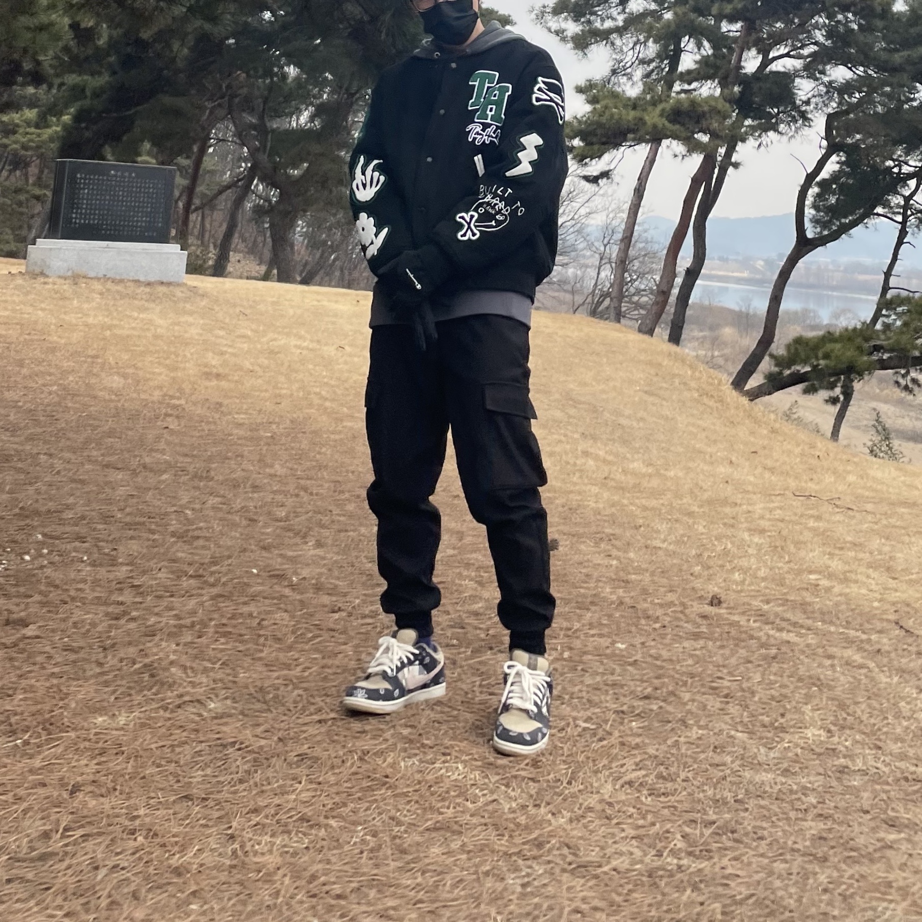 Nike x Travis Scott SB Dunk Low 착용 스타일