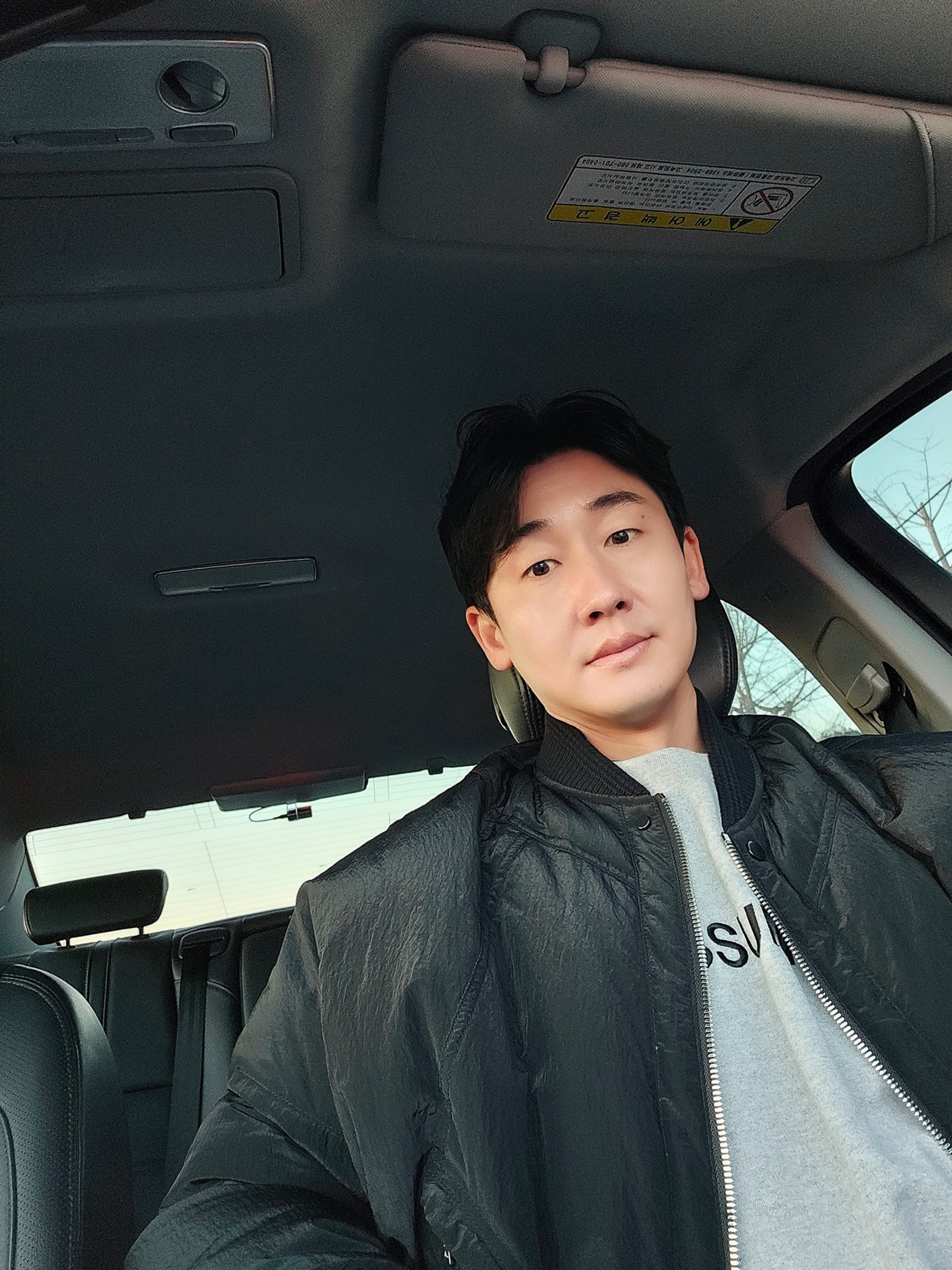 Supreme x Bless Crewneck Heather Grey - 23FW, Timberland Premium 6 inch Waterproof Boot Wheat Nubuck - Wide 착용 스타일 - 1