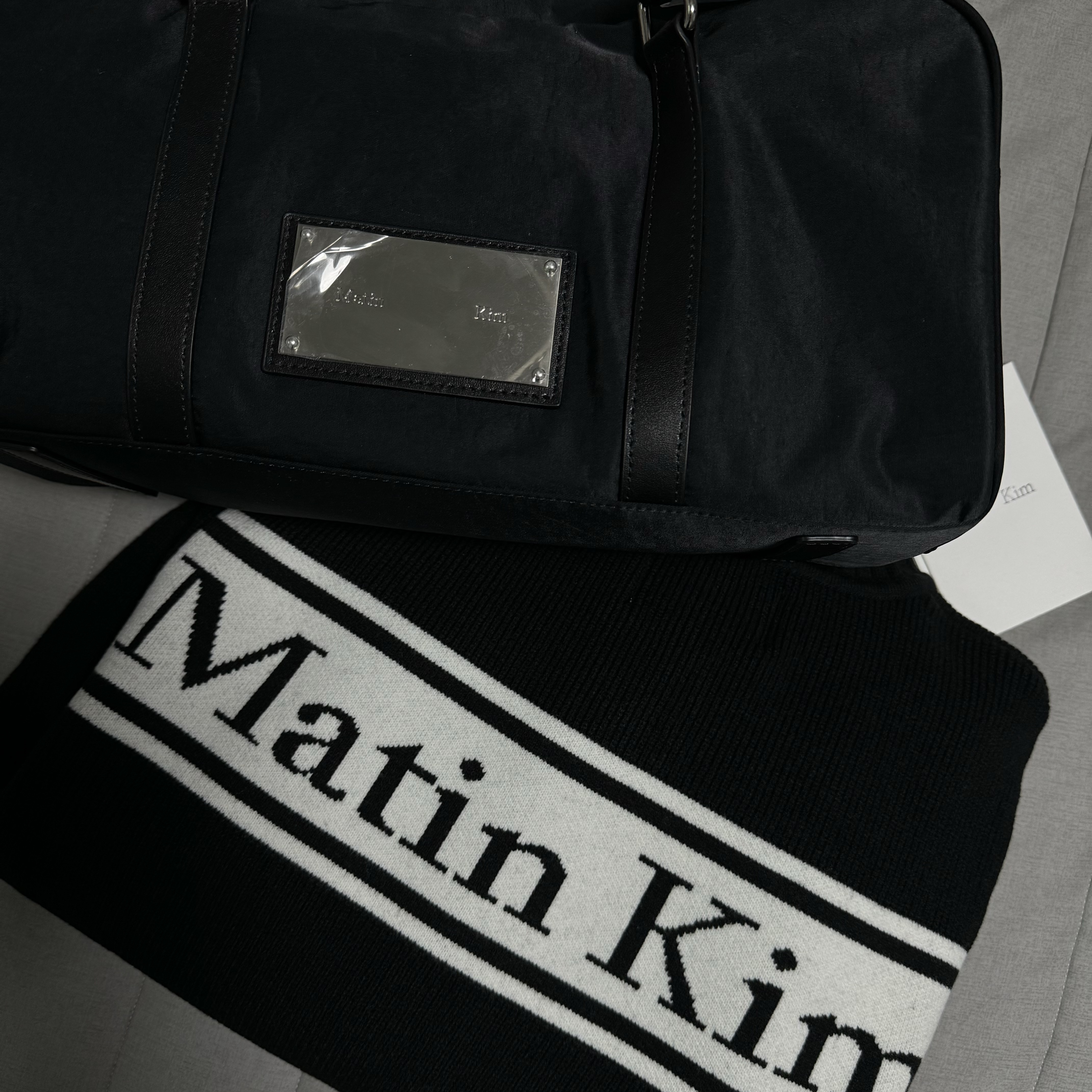 Matin Kim Spell Point Stripe Knit Cardigan Black, Matin Kim Sporty Tote Bag Black 착용 스타일