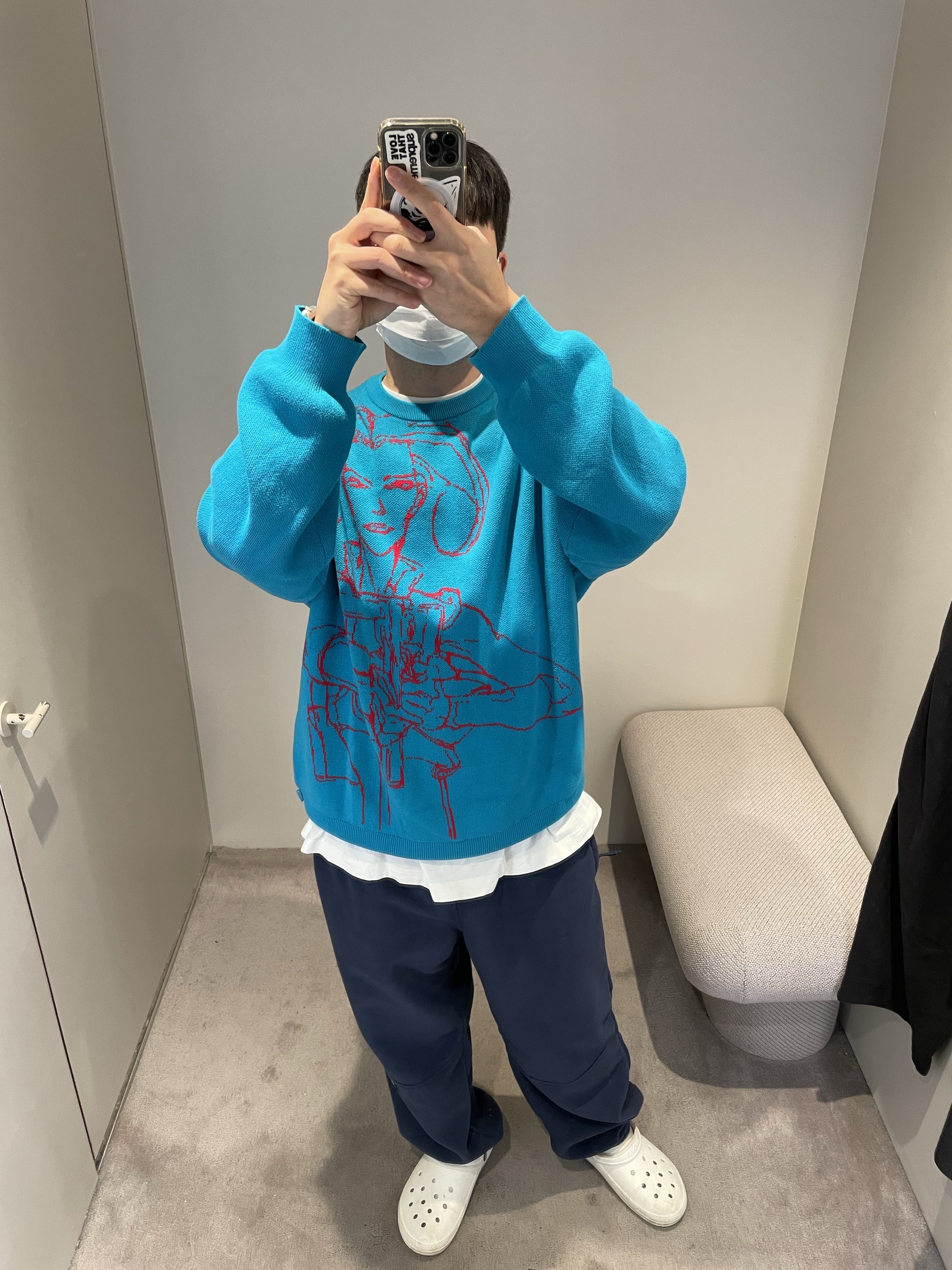 Supreme x Aeon Flux Sweater Cyan - 22SS, Supreme Polartec Pants Navy - 23FW 착용 스타일 - 1
