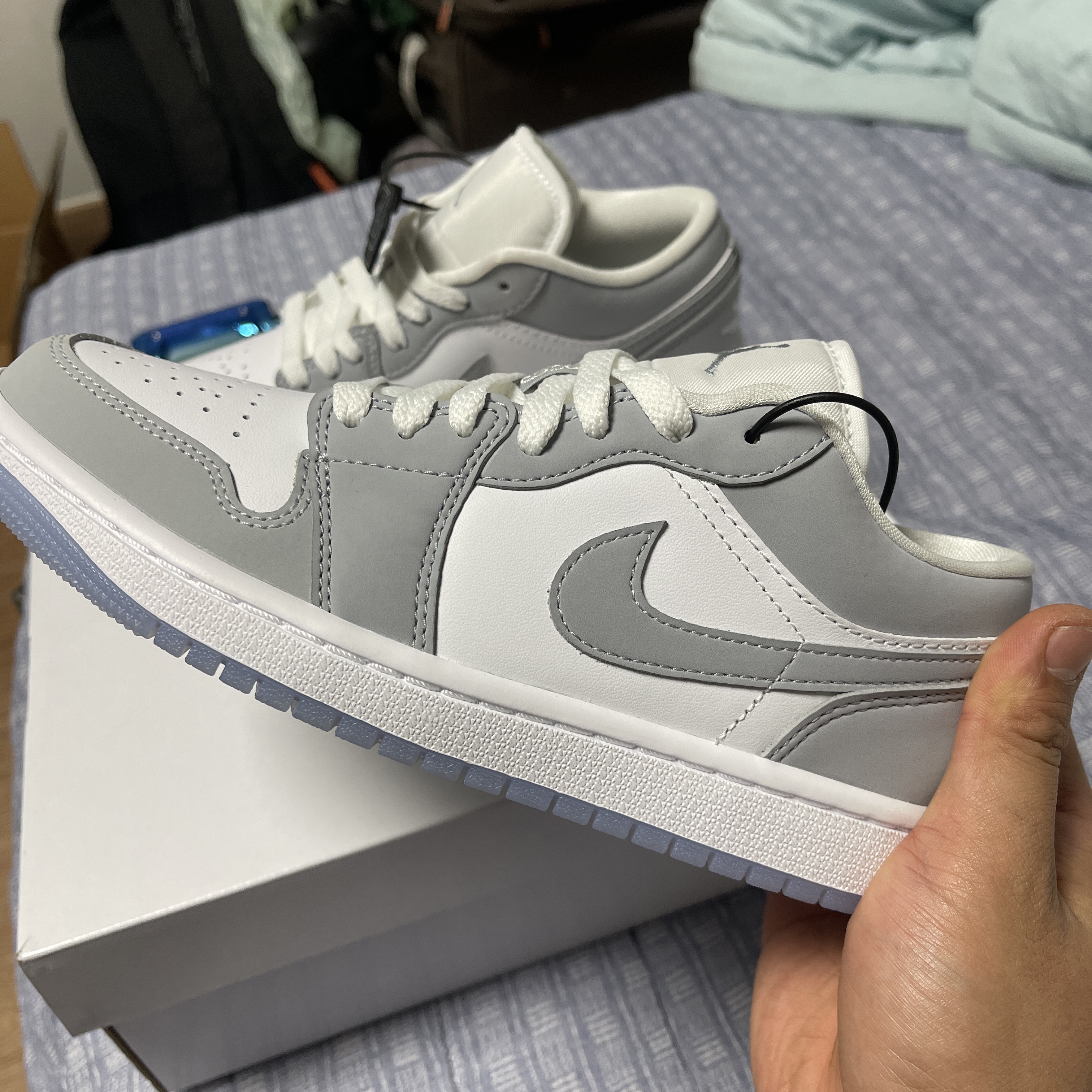 (W) Jordan 1 Low White Wolf Grey 착용 스타일