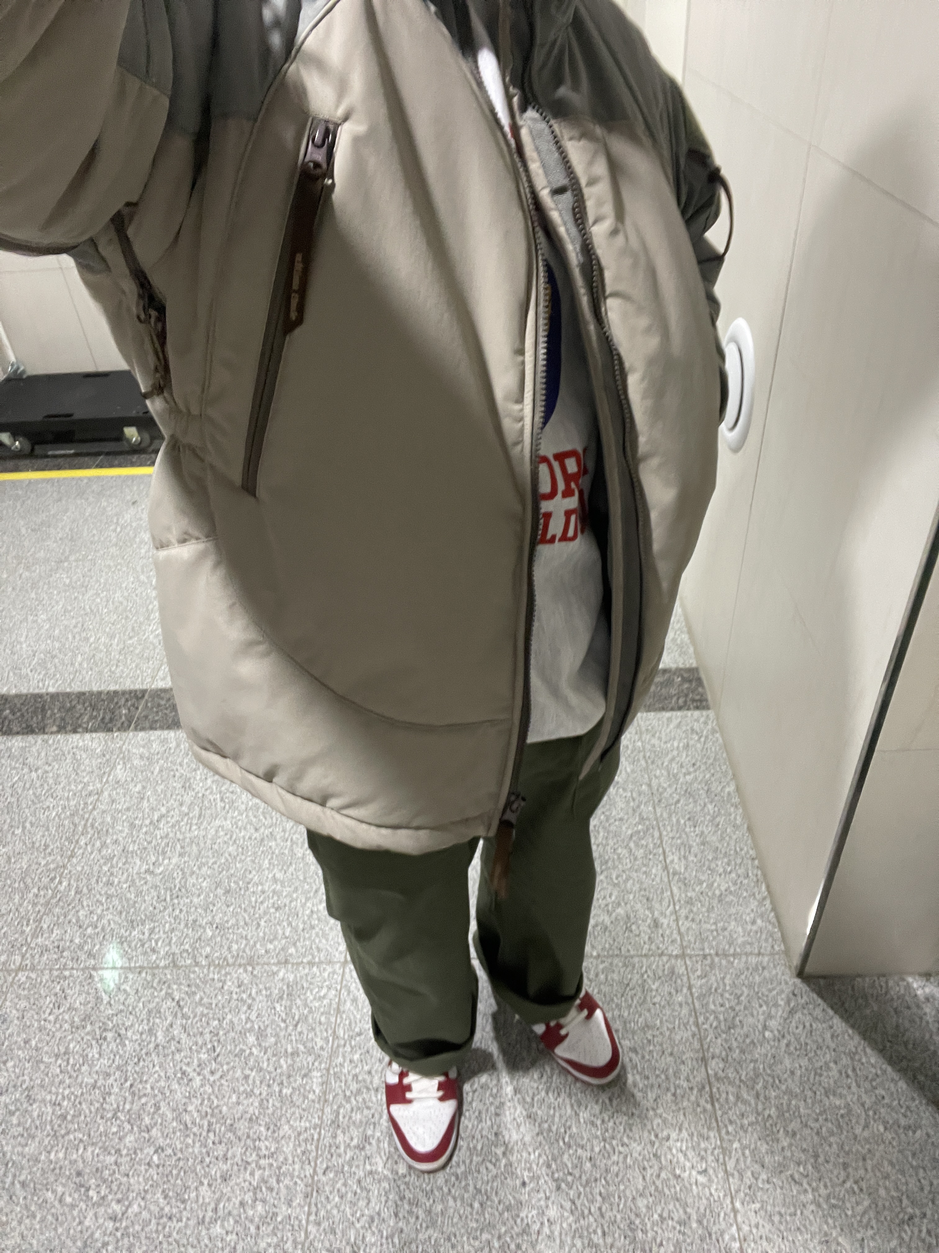The Real McCoy's Logo Baseball Cap Red, Nike Dunk Low Retro Gym Red 착용 스타일 - 4