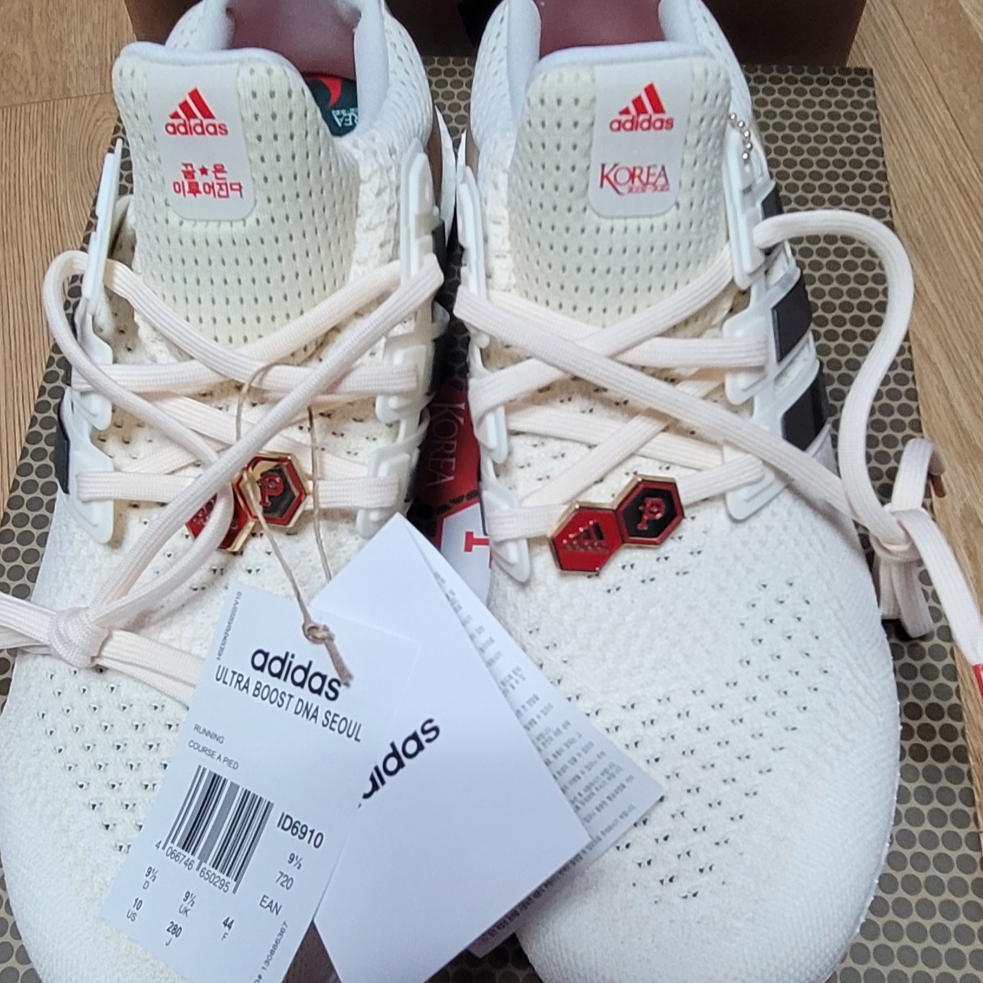 ★adidas x Over The Pitch★ULTRA BOOST DNA SEOUL★追跡可 ☆adidas x Over The Pitch☆ULTRA BOOST DNA SEOUL☆追跡可