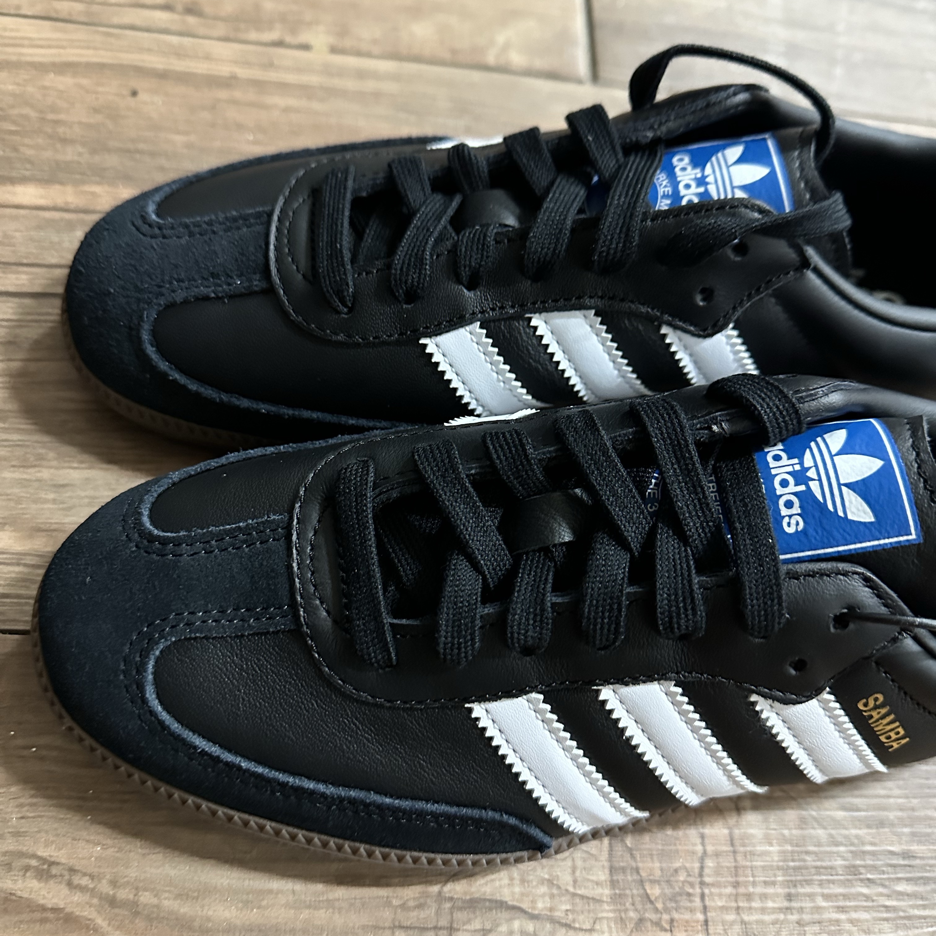 Adidas Samba OG Black White Gum 착용 스타일 - 4