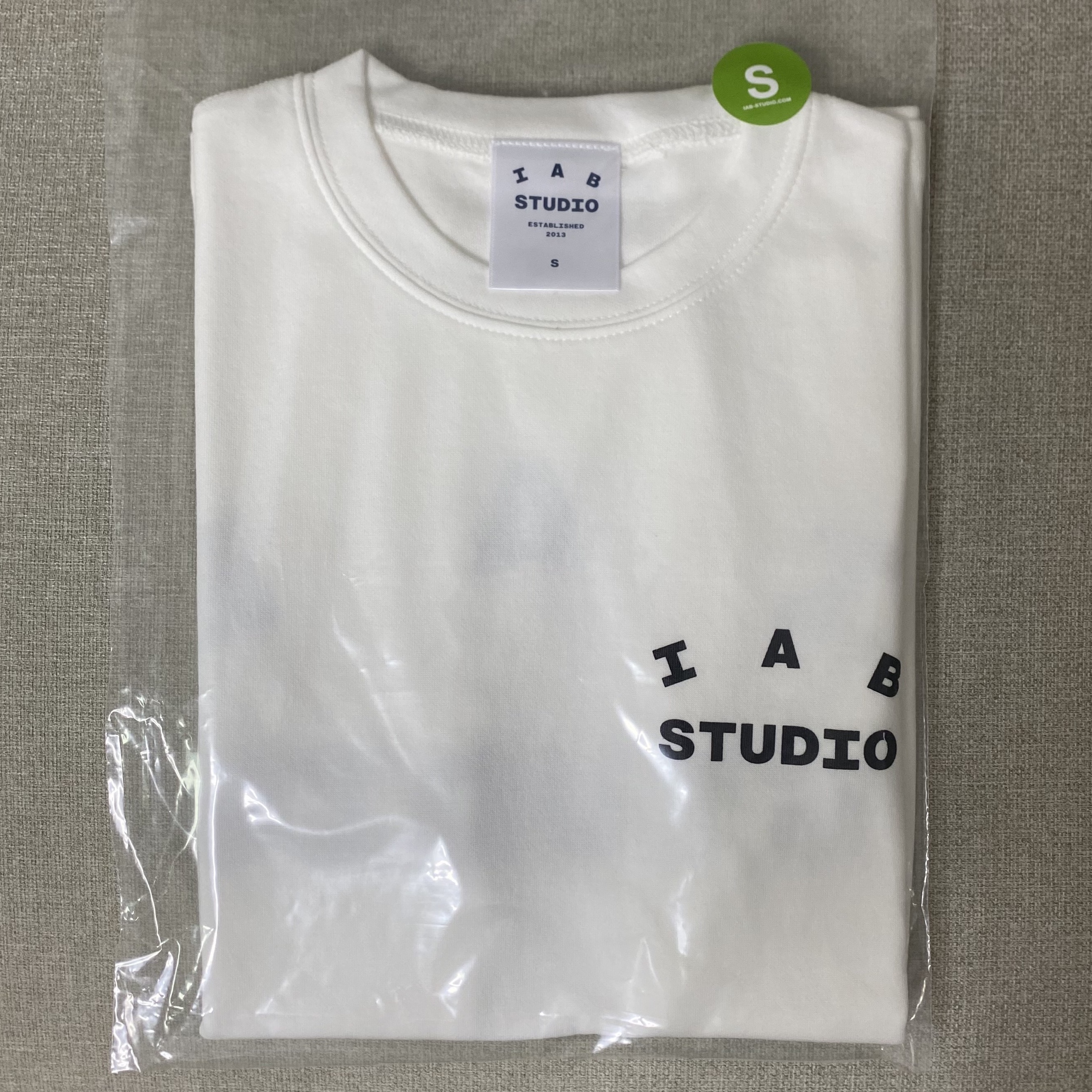 IAB Studio T-Shirt White - 23FW 착용 스타일