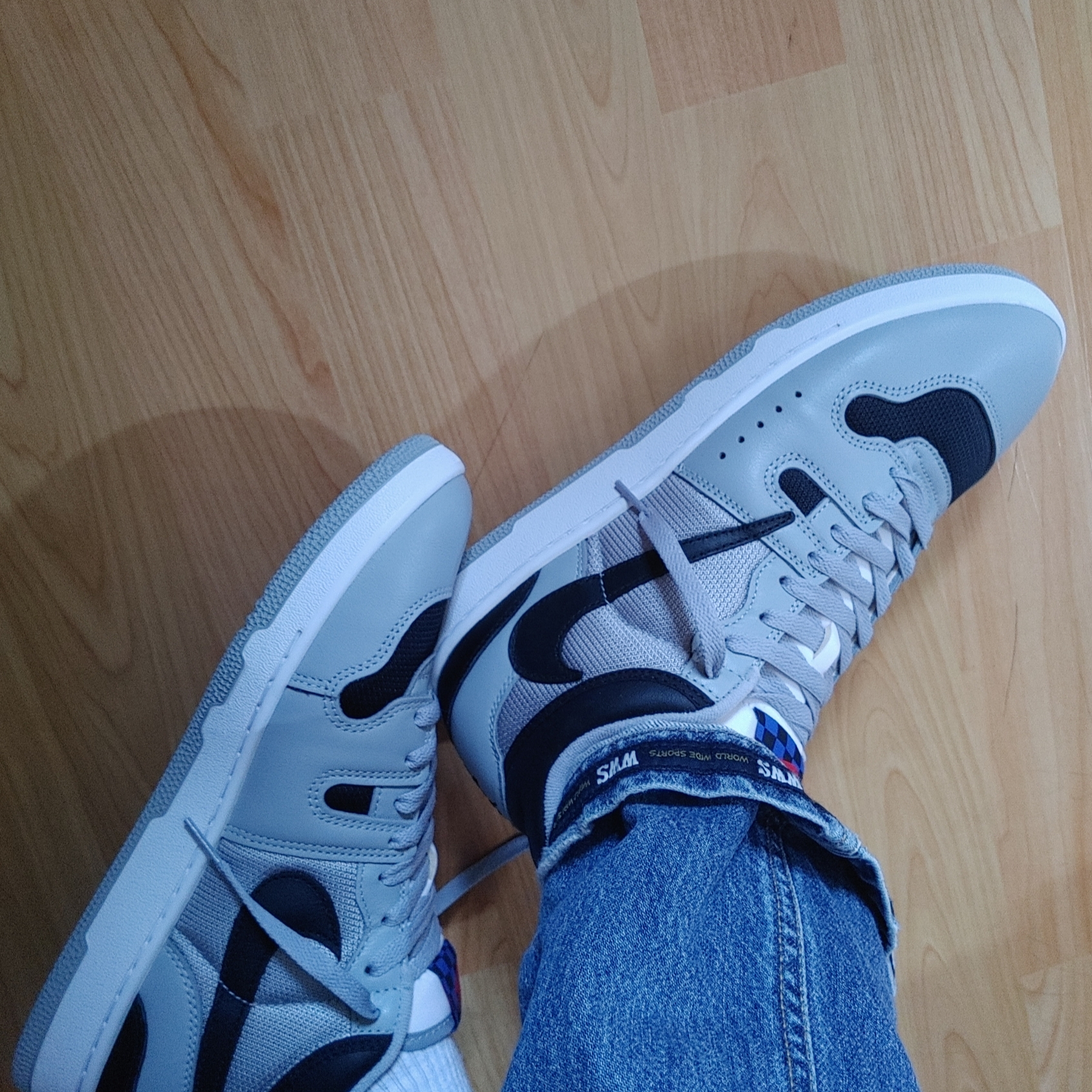Nike x Travis Scott Mac Attack SP Light Smoke Grey 착용 스타일 - 1