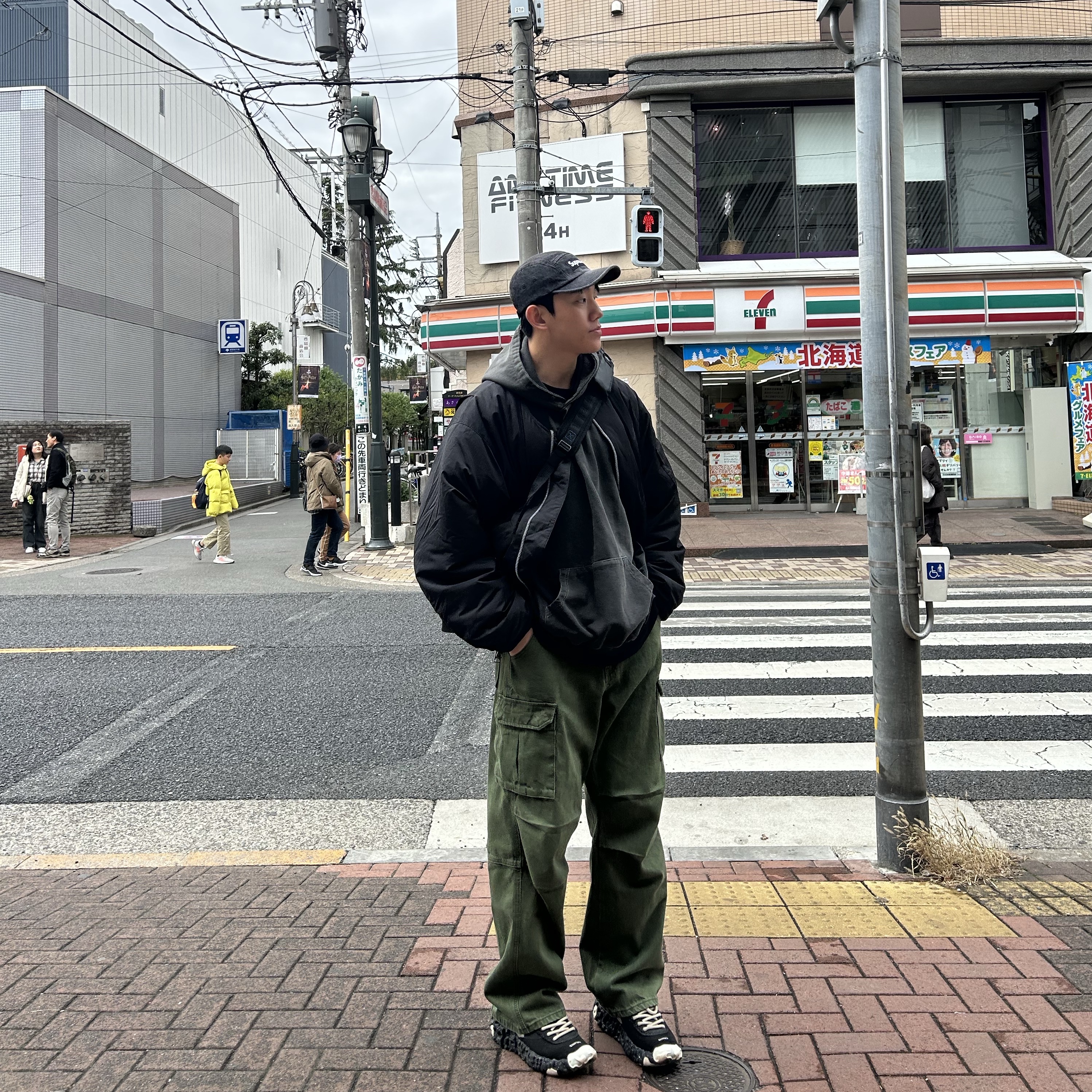 Supreme Denim Camp Cap Black - 24SS, Nike x Undercover Overbreak SP Black 착용 스타일 - 1