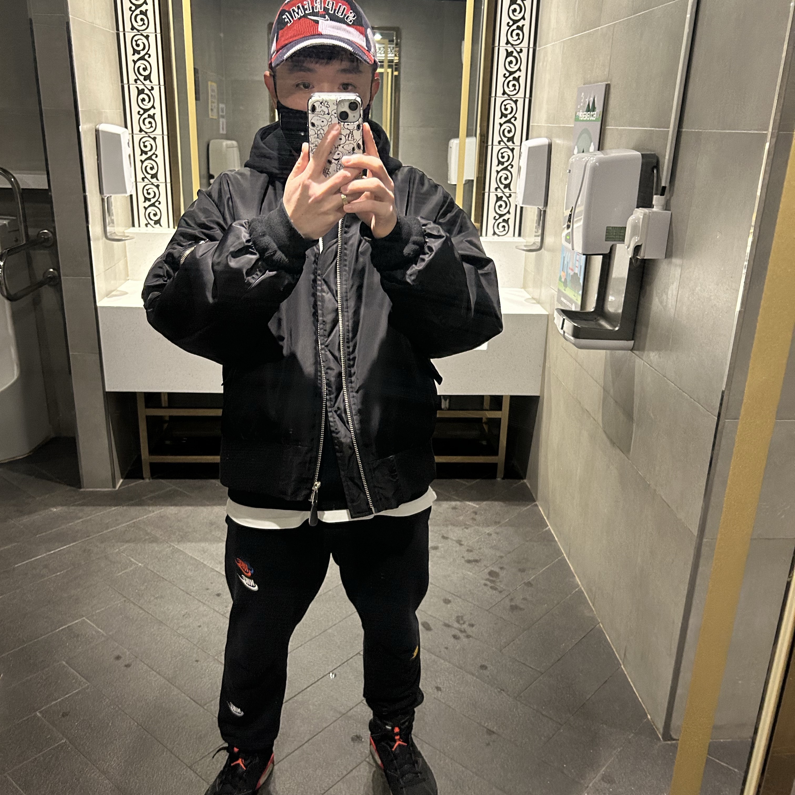 Jordan 6 Retro Infrared 2019, Supreme x Nike Arc Corduroy 6-Panel Red Camo - 22SS 착용 스타일