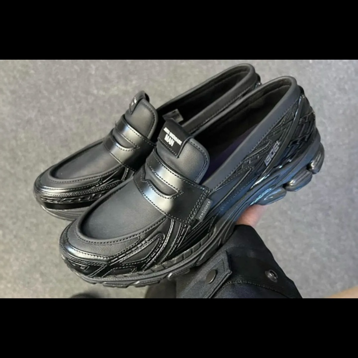 New Balance x Junya Watanabe Man 650R Black White, New Balance x Junya Watanabe Man 650R Black 착용 스타일 - 3
