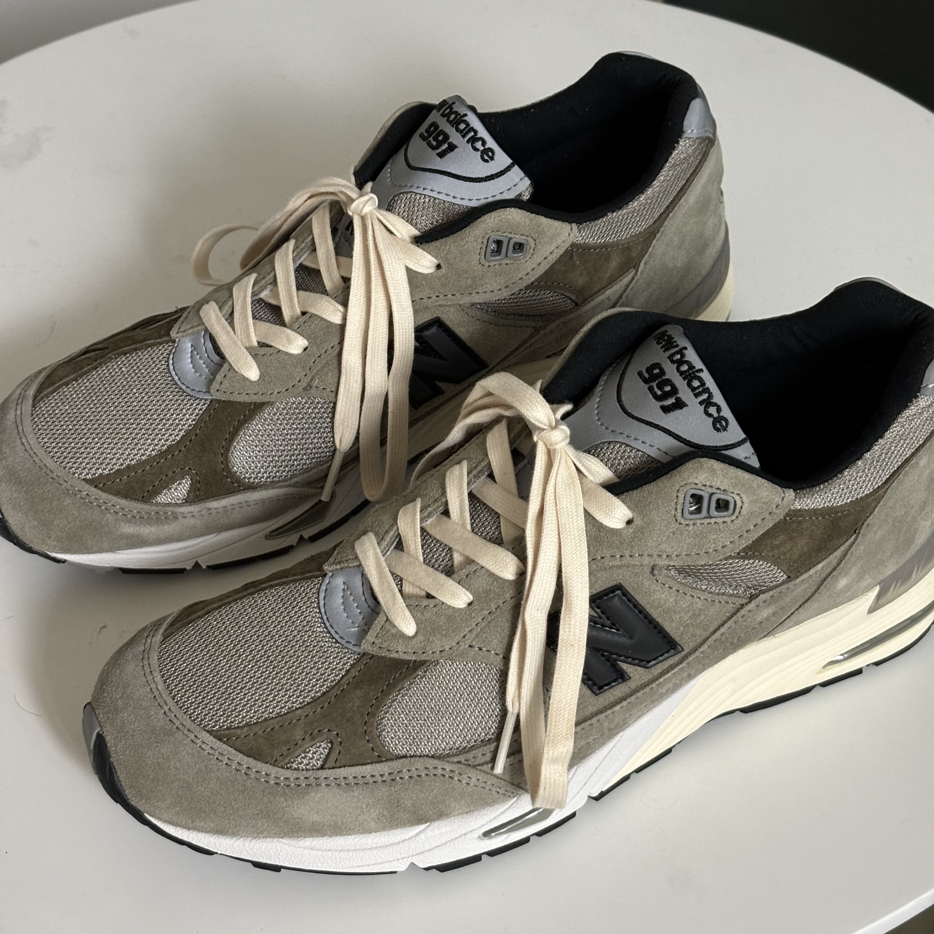 New Balance x JJJJound 991 Made in UK Grey 착용 스타일 - 2