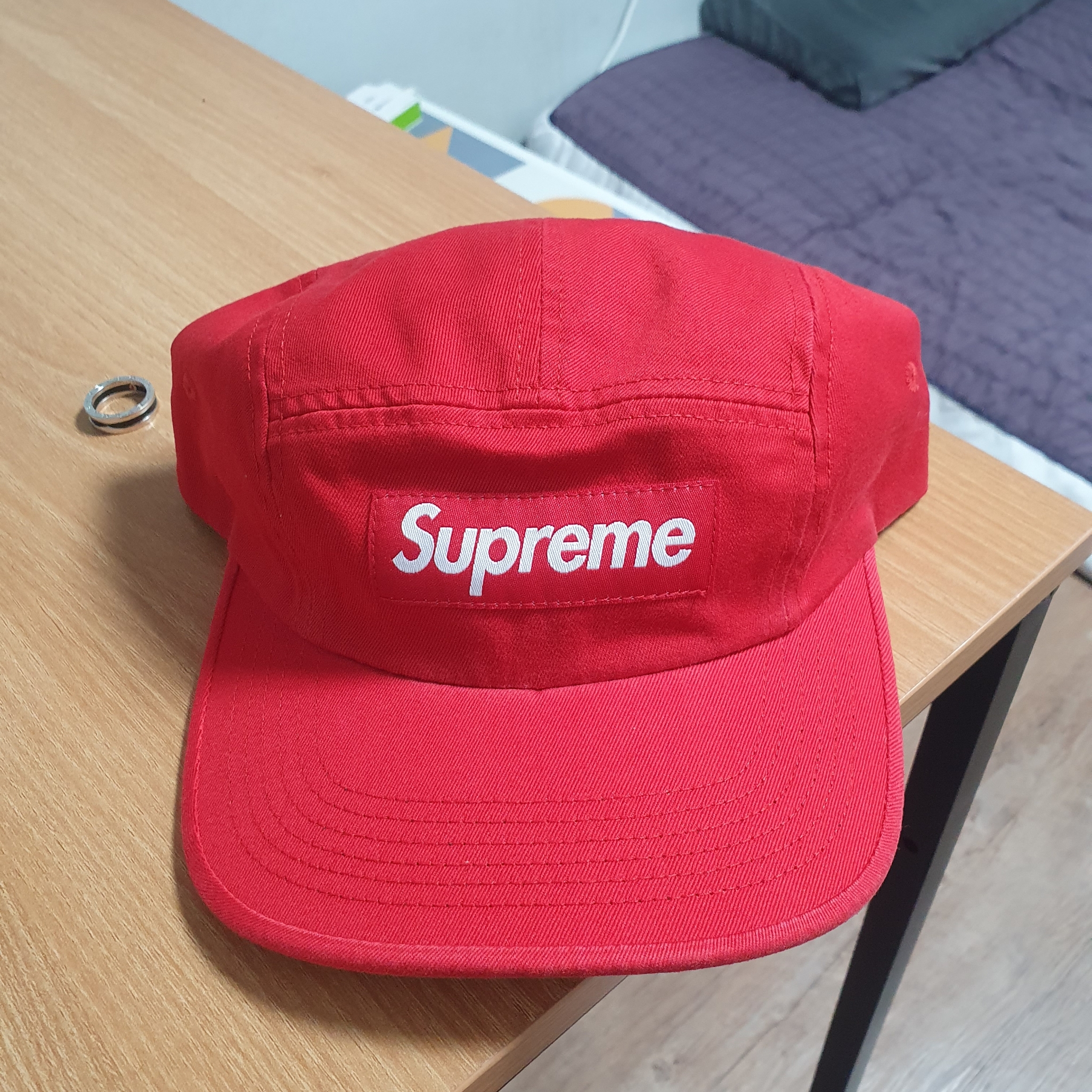 Supreme Washed Chino Twill Camp Cap Red 착용 스타일 - 2