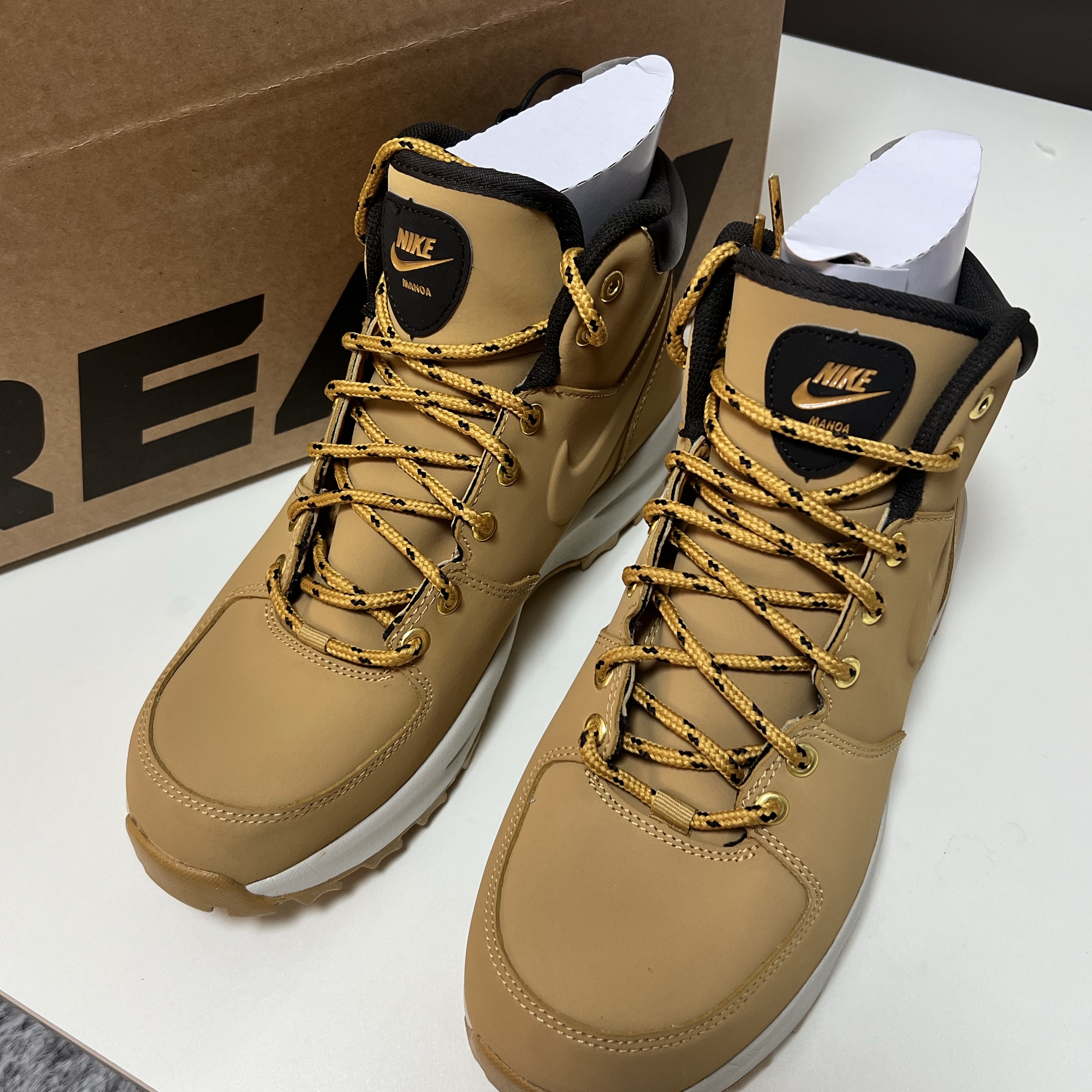 Nike Manoa Leather Haystack 착용 스타일 - 4
