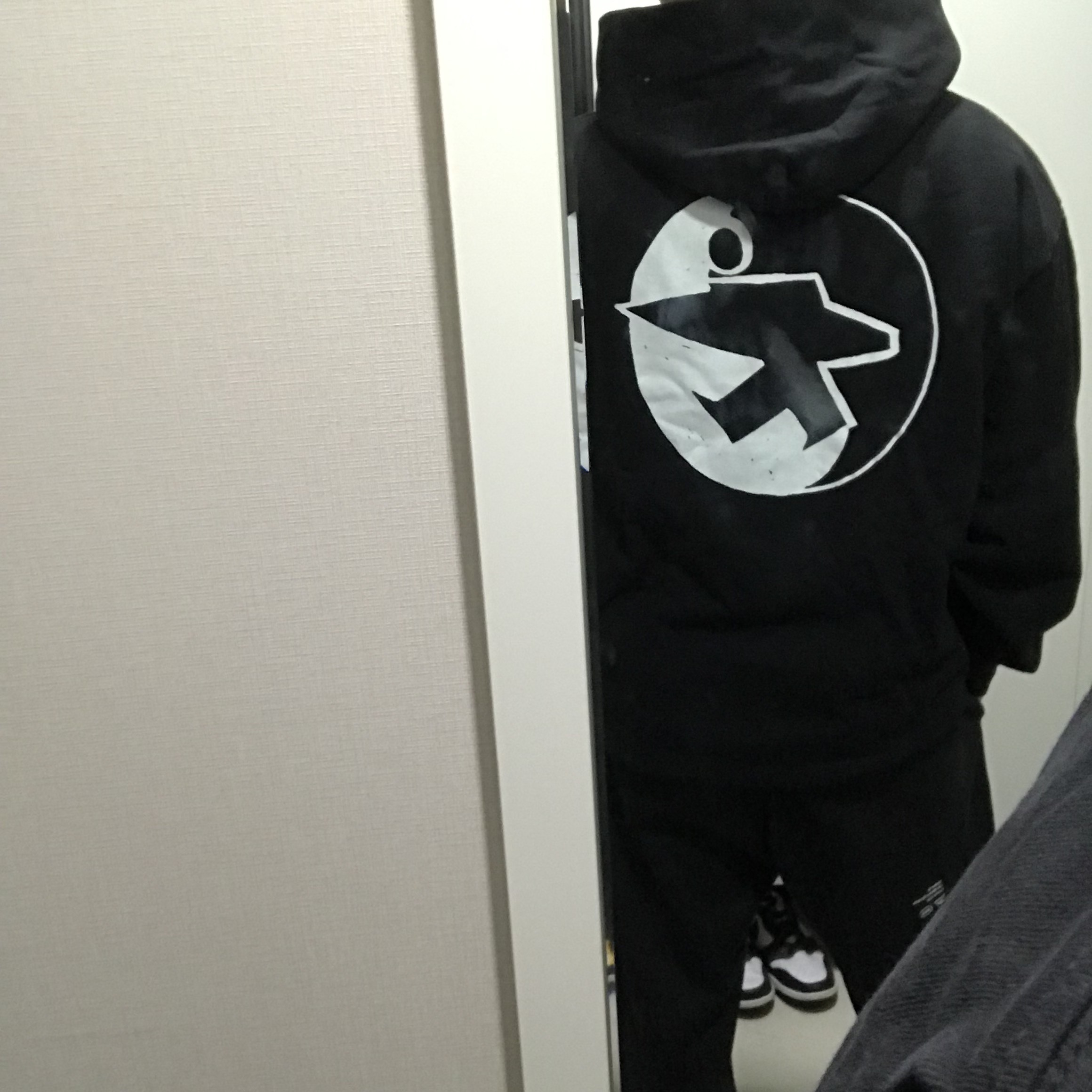 Stussy x Our Legacy Work Shop Surfman Pigment Dyed Hoodie Black 착용 스타일