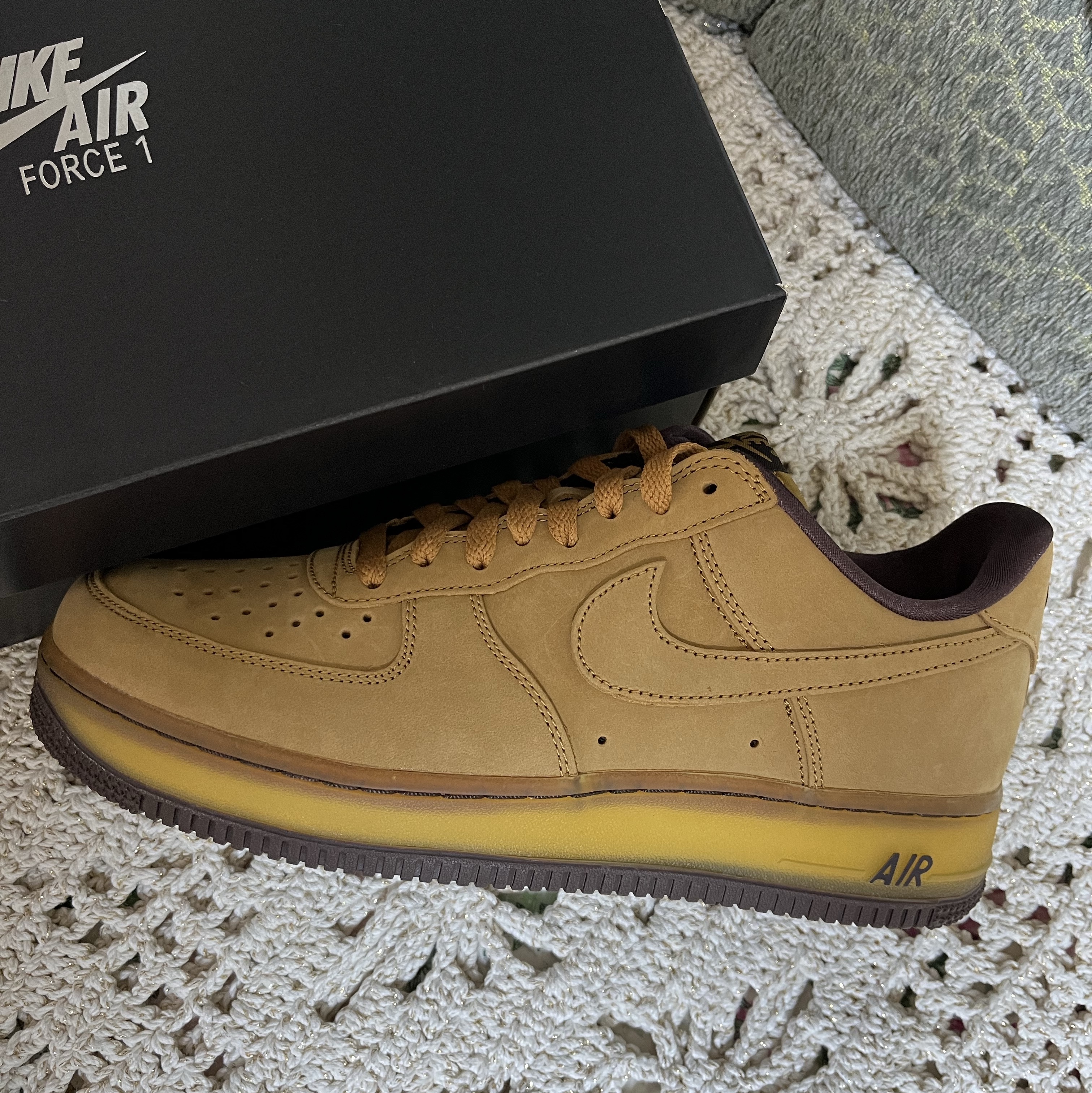 Nike Air Force 1 Low Retro SP Wheat Mocha 착용 스타일