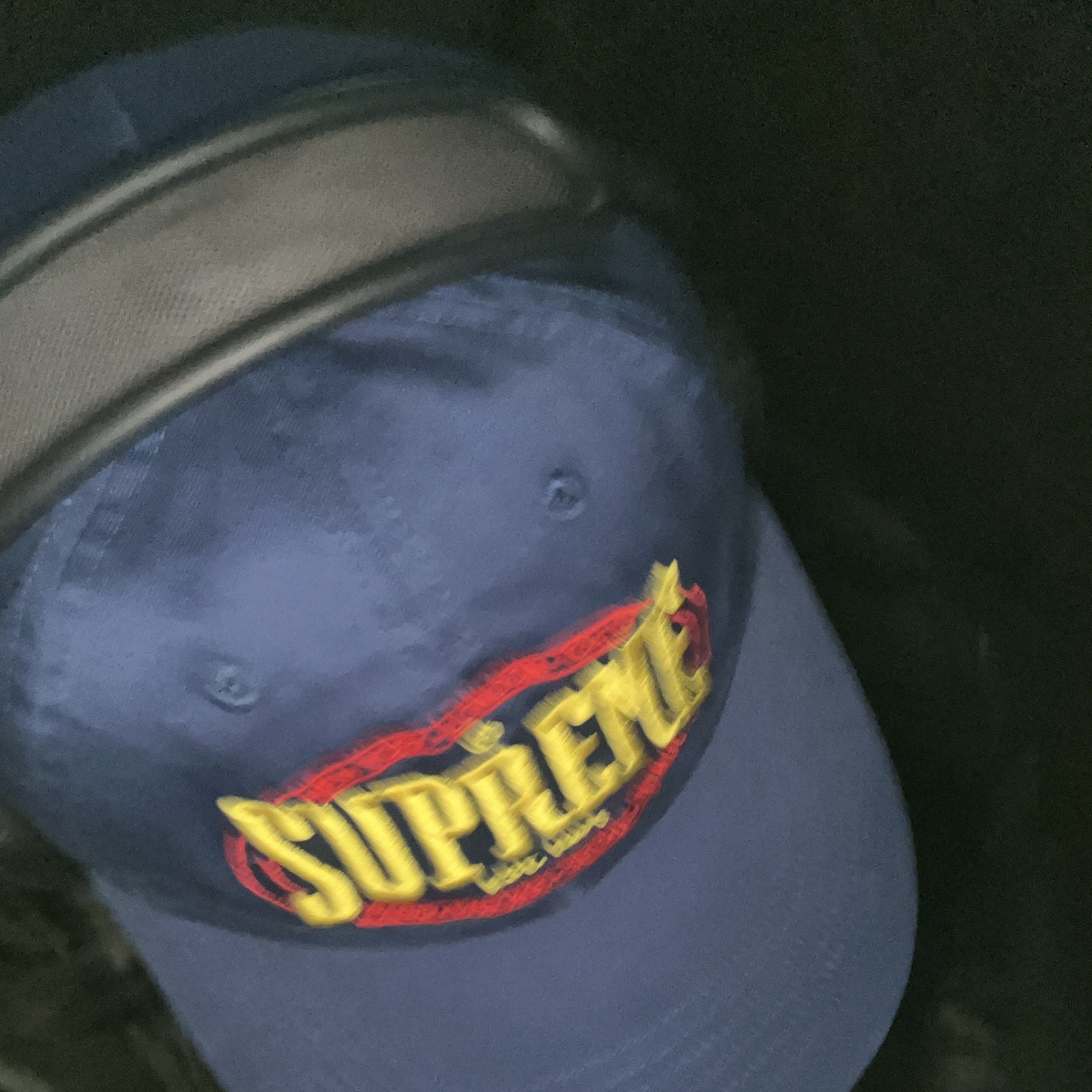 Supreme Warm Up 6-Panel Navy - 23FW 착용 스타일