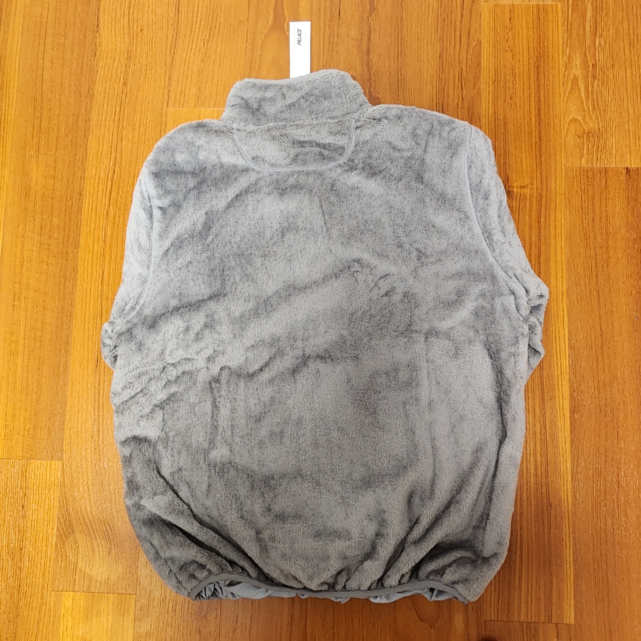 Palace Tech Fleece Funnel Light Grey - 23FW 착용 스타일 - 2