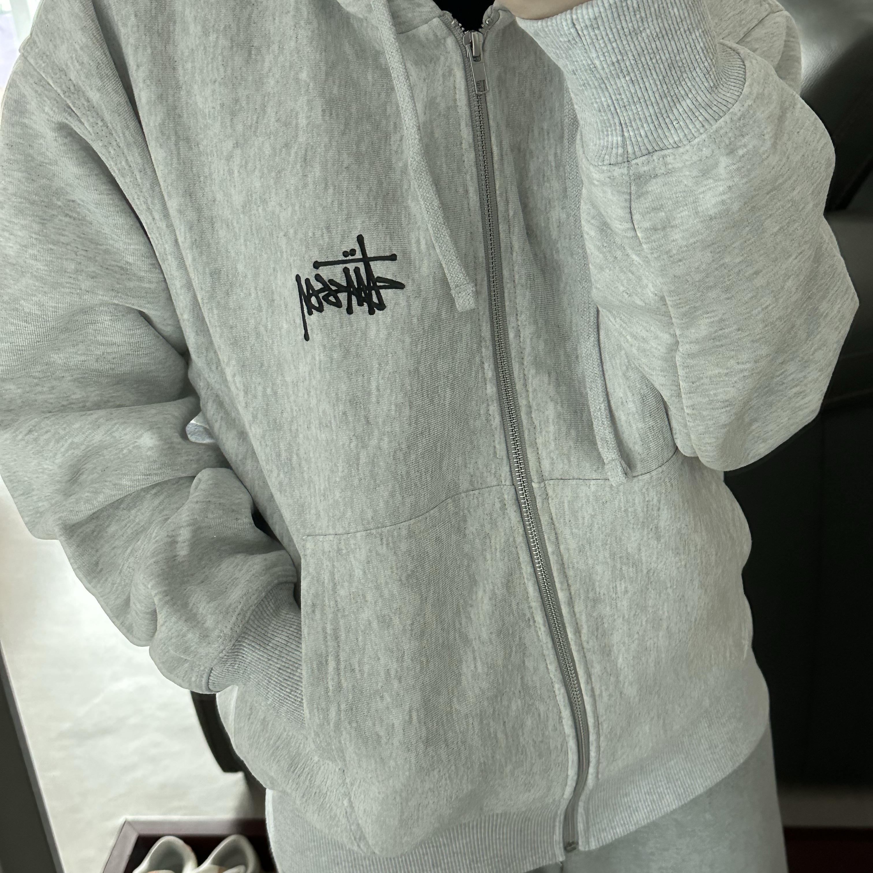 Stussy Basic Stussy Zip Hoodie Ash Heather 2023 착용 스타일