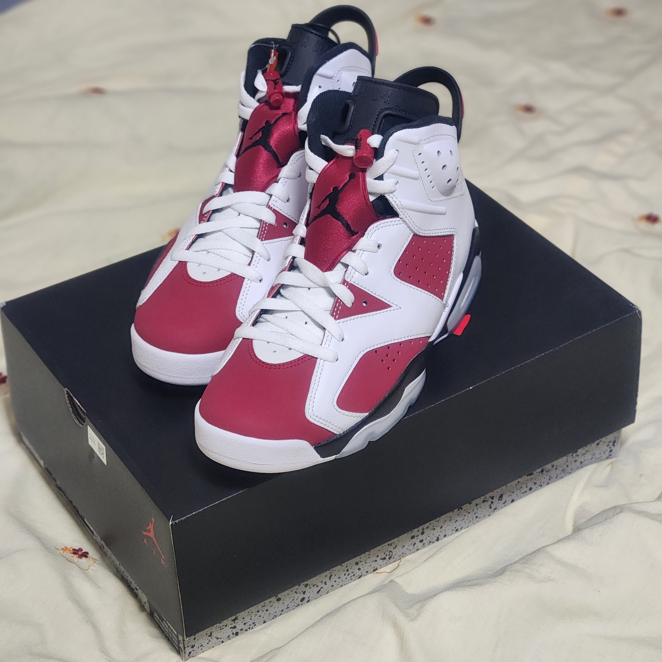 Jordan 6 Retro Carmine 2021 착용 스타일 - 2