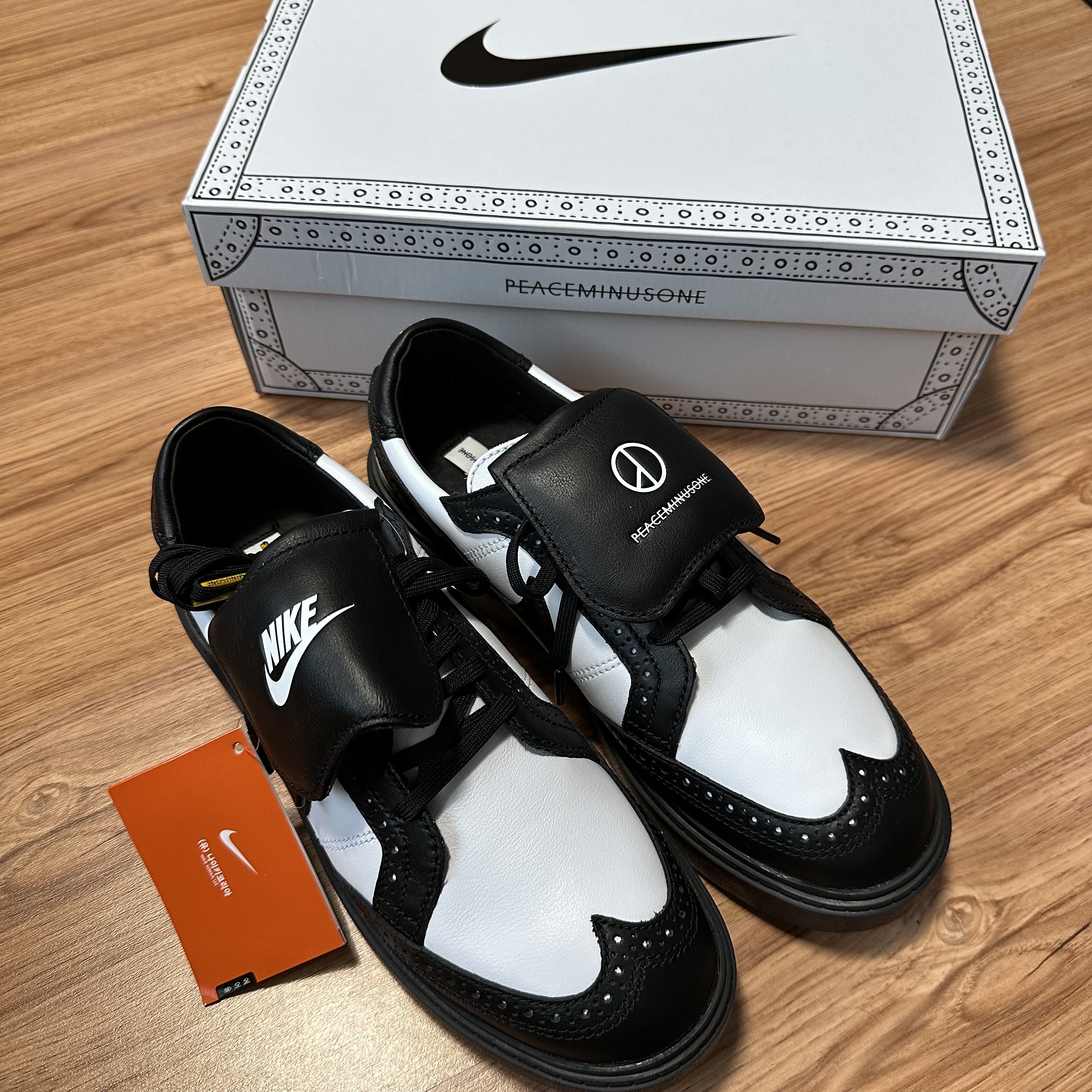 Nike x Peaceminusone Kwondo1 Black and White 착용 스타일