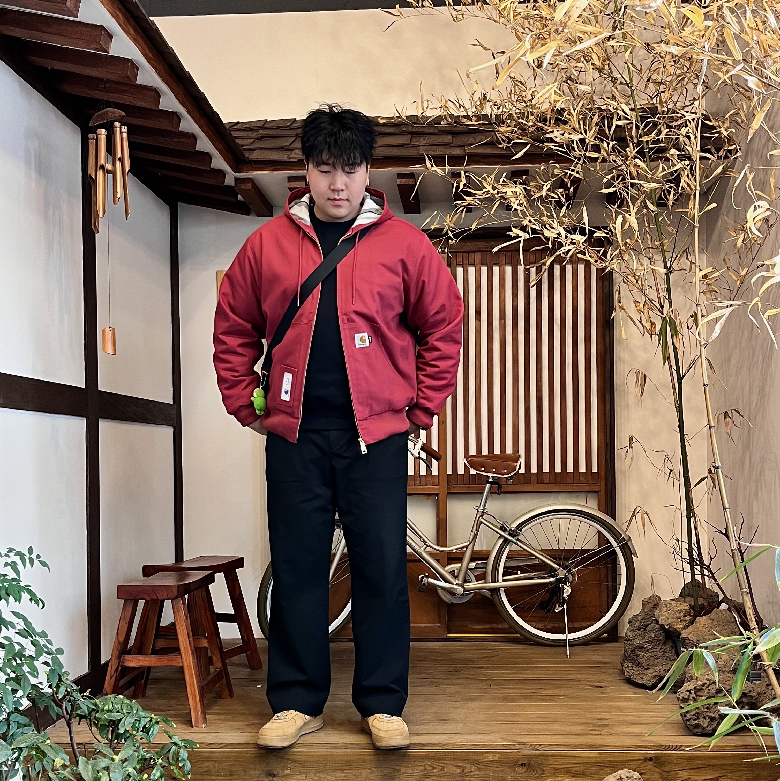 Carhartt WIP x IAB Studio OG Active Jacket Earth Red, Nike x Supreme Air Force 1 Low Flax 착용 스타일 - 1