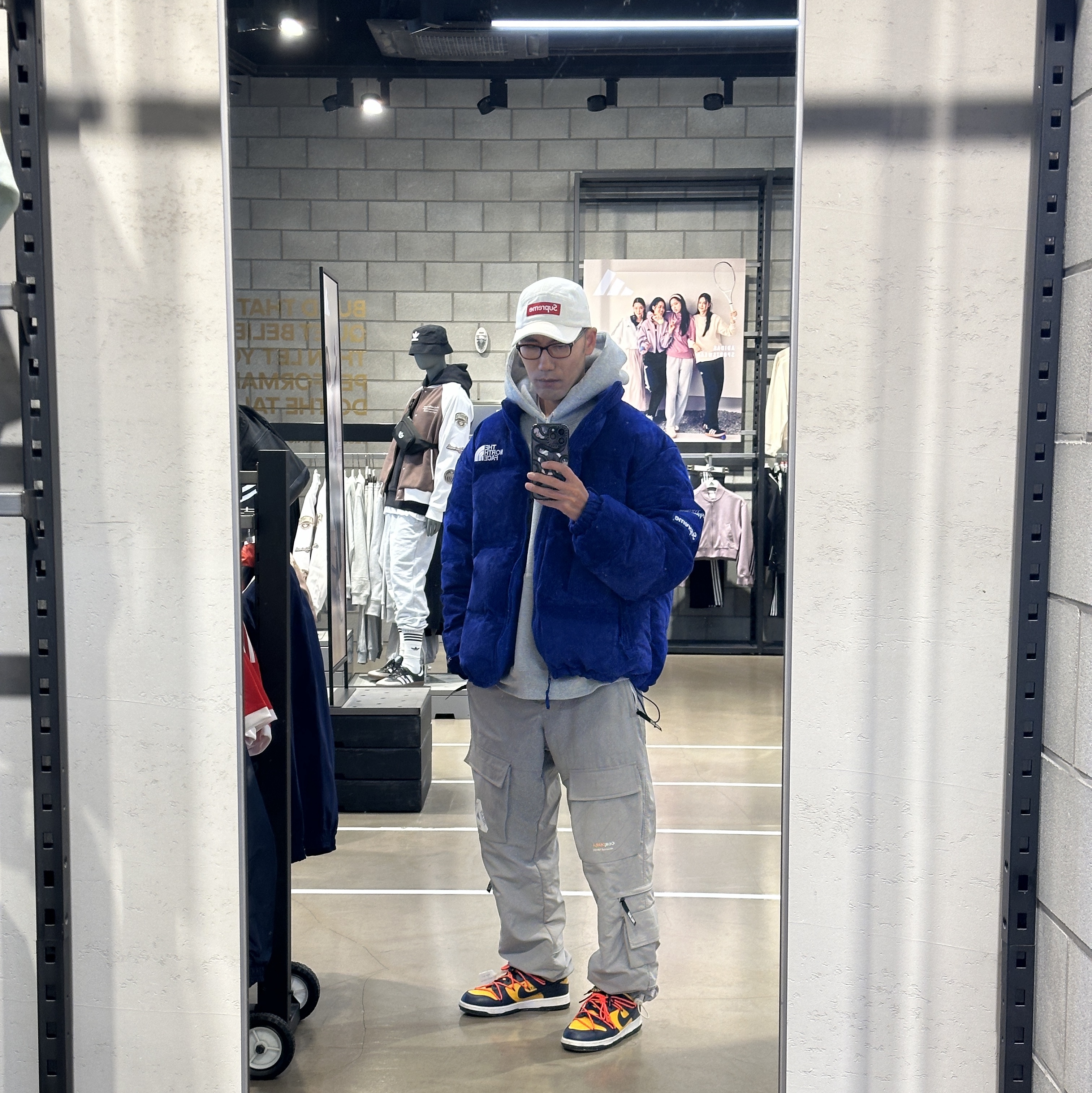 Supreme x The North Face Suede Nuptse Jacket Blue - 23FW 착용 스타일