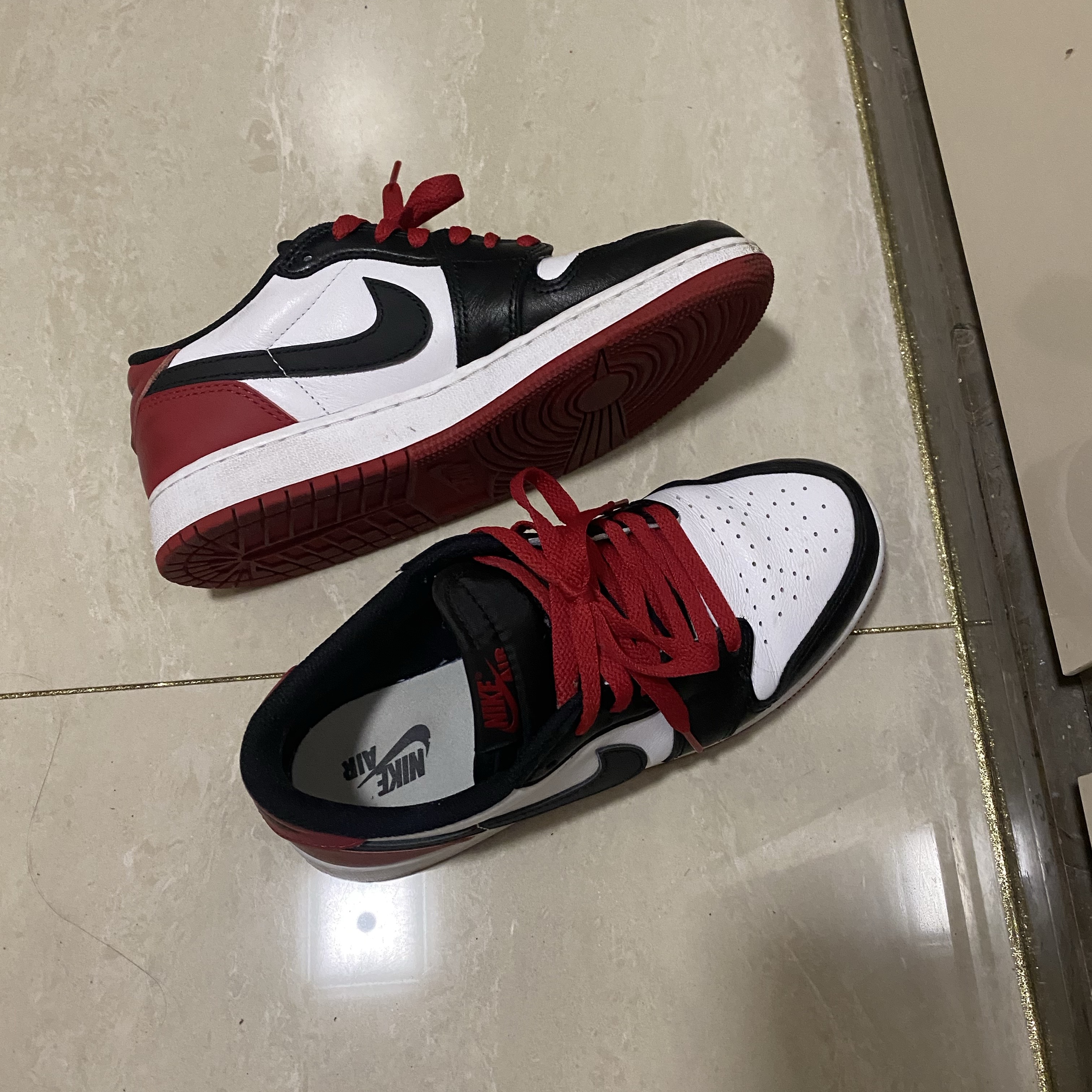 Jordan 1 Retro Low OG Black Toe 착용 스타일