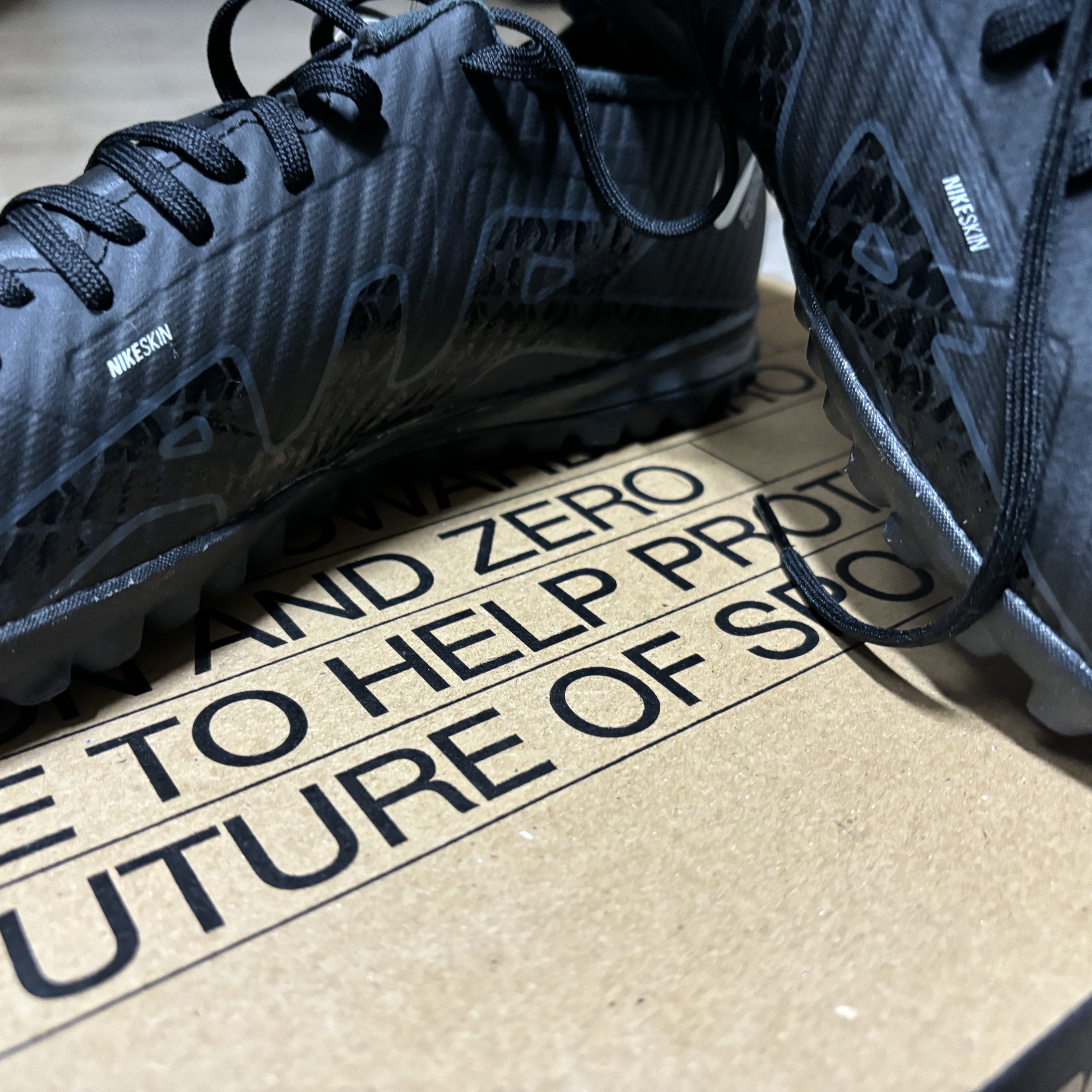 Nike Zoom Mercurial Vapor 15 Academy TF Black Summit White 착용 스타일