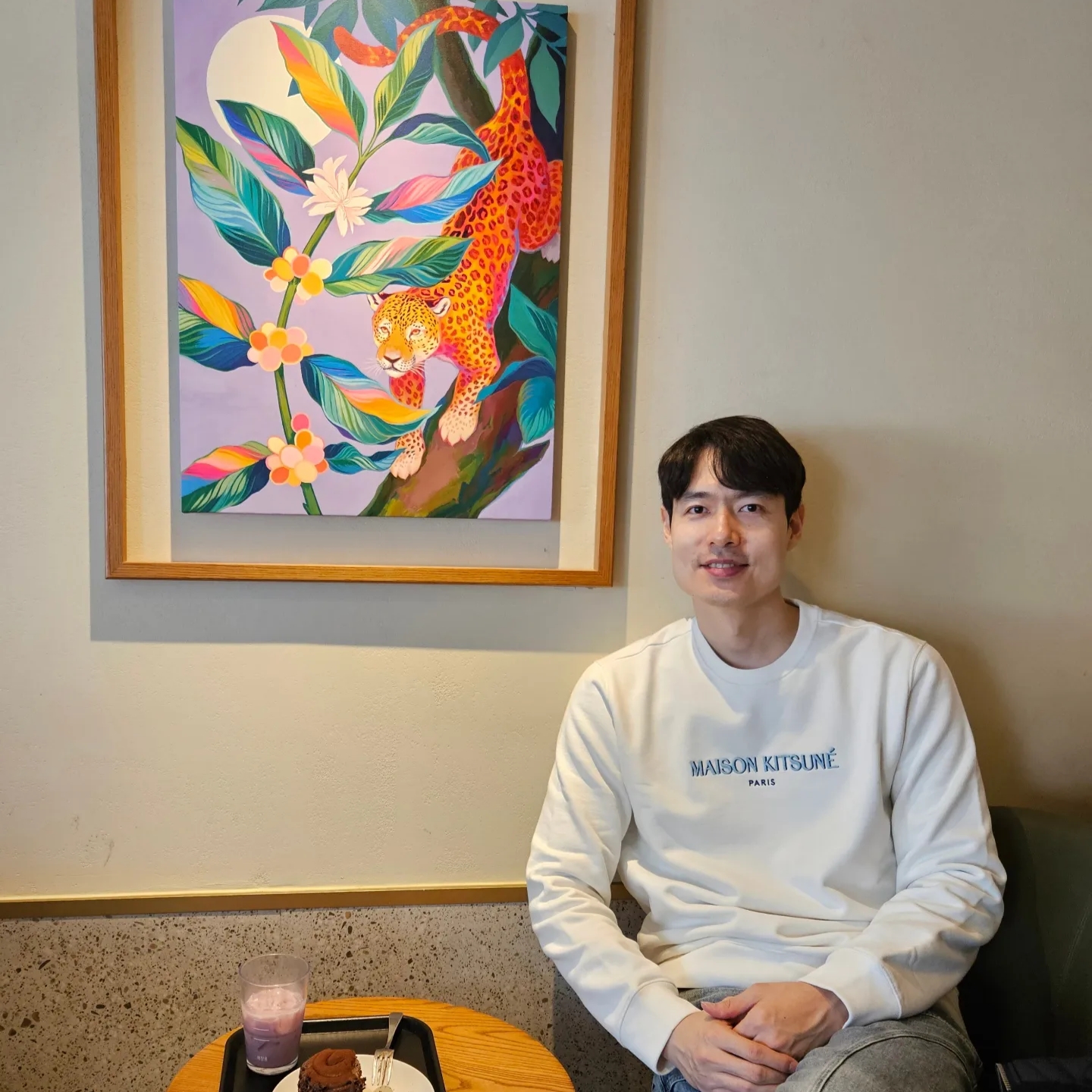 Maison Kitsune Paris Regular Sweatshirt Off White 착용 스타일 - 1