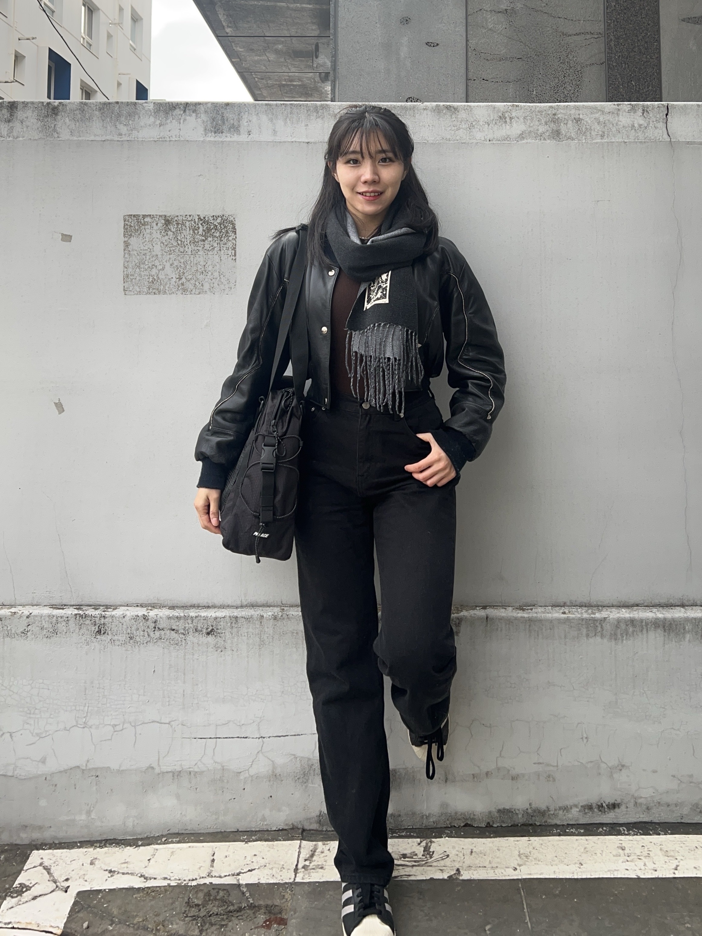 Palace Cordura Eco Hex Ripstop Shoulder Bag Black - 23FW, Adidas Superstar 82 FI Core Black 착용 스타일 - 1