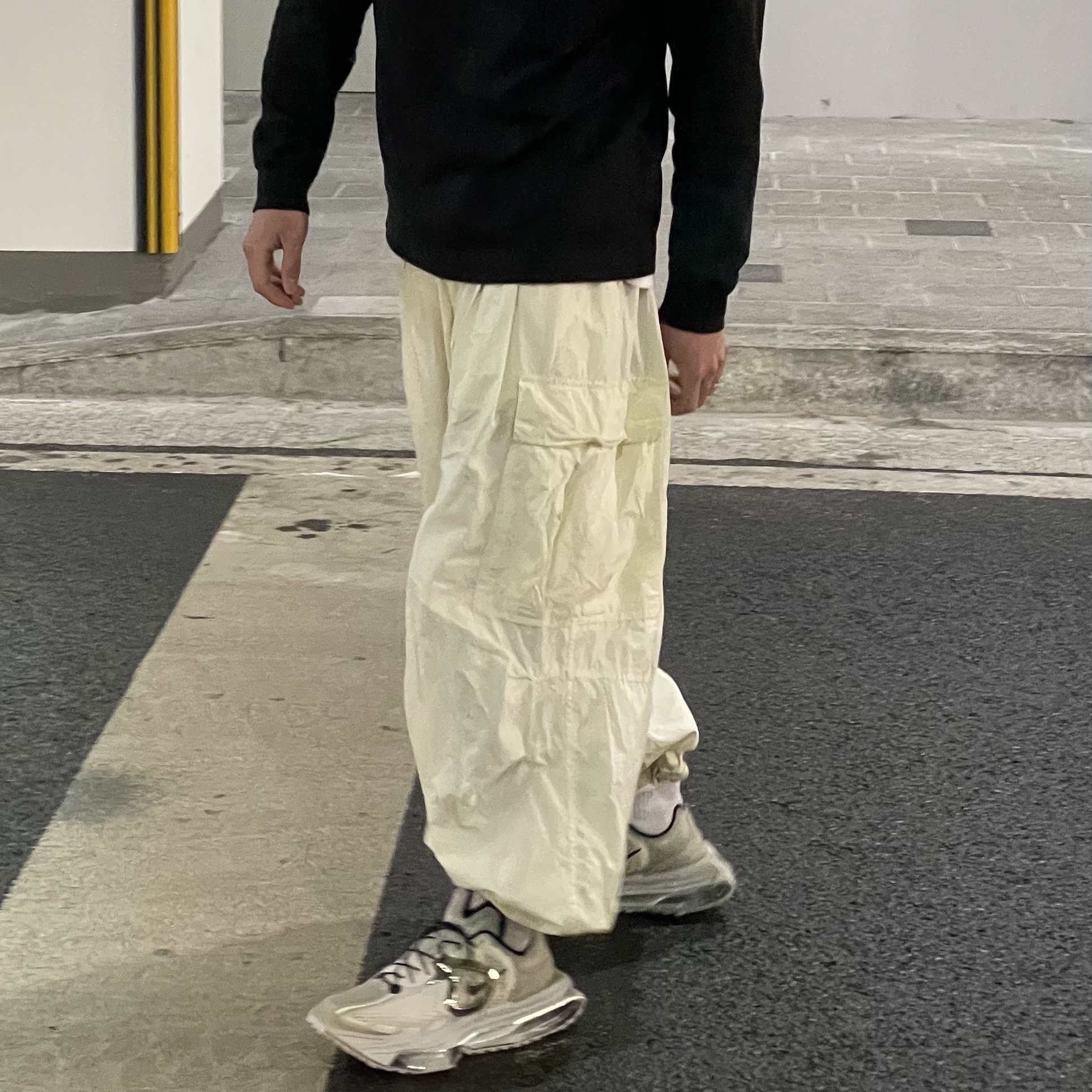 Nike x Matthew M Williams Zoom 004 Stone 착용 스타일 - 4
