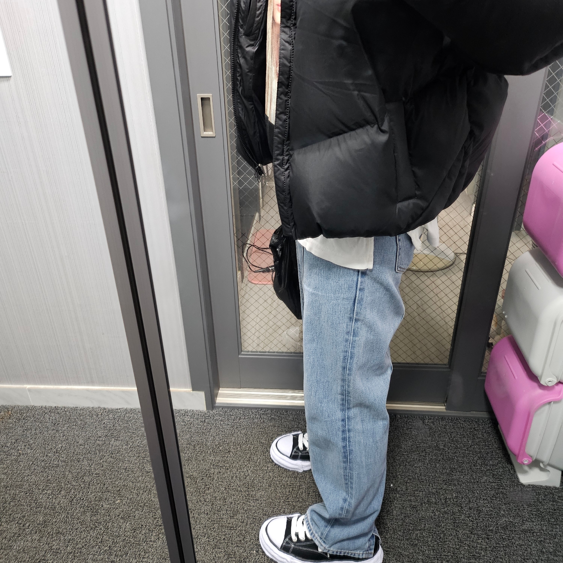 Maison Mihara Yasuhiro Peterson23 OG Sole Canvas Low-top Sneakers Black 착용 스타일 - 4
