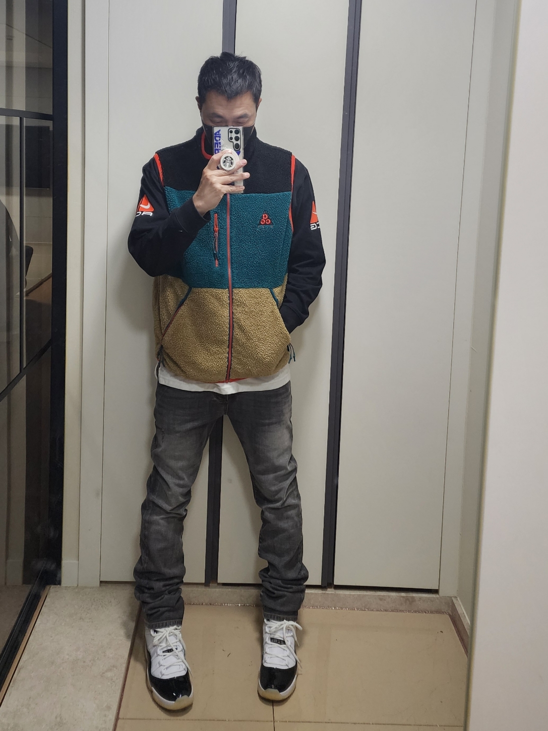 Nike ACG Vest Black Parachute Beige Geode Teal - US/EU, Nike NRG ACG SSNL Lungs Long Sleeve T-Shirt Black - Asia 착용 스타일 - 1