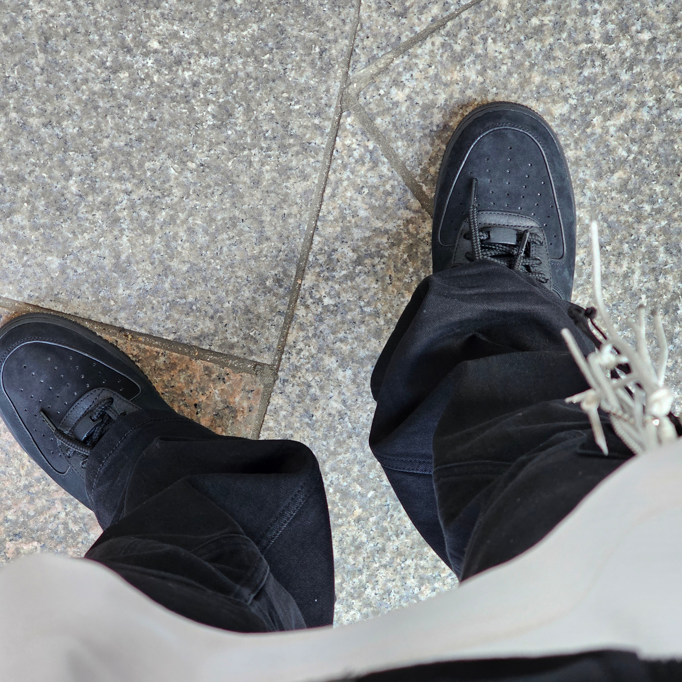 Nike x Tiffany & Co. Air Force 1 Low SP 1837 착용 스타일