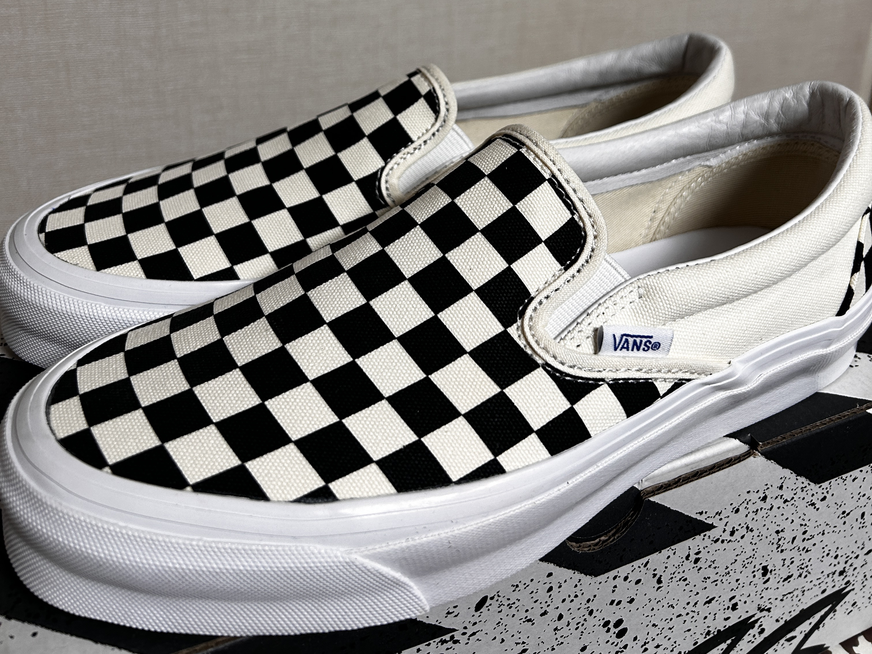 Vans Vault OG Classic Slip-On Checkerboard 착용 스타일 - 1