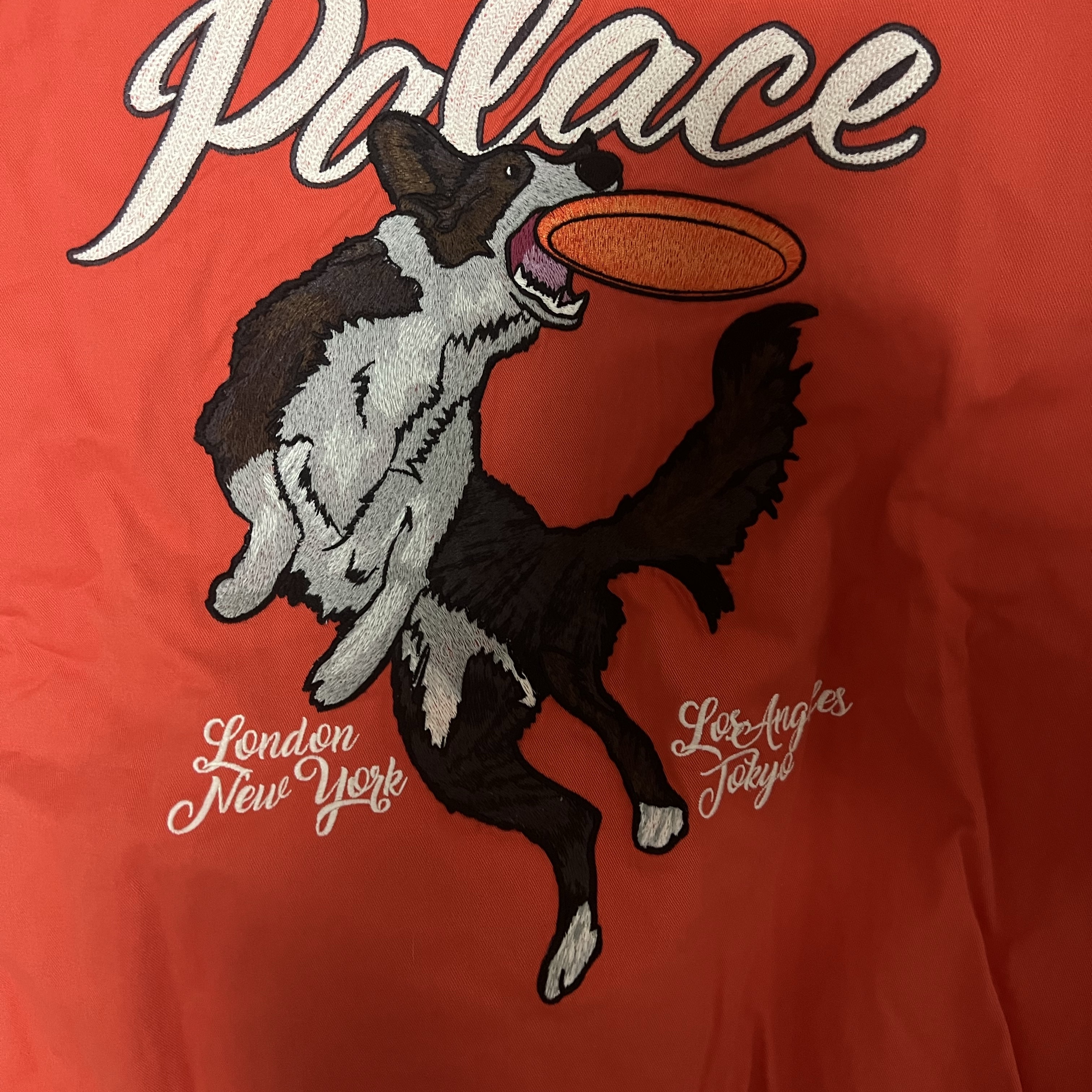 Palace Catch It Bomber Jacket Jaffa - 23SS 착용 스타일