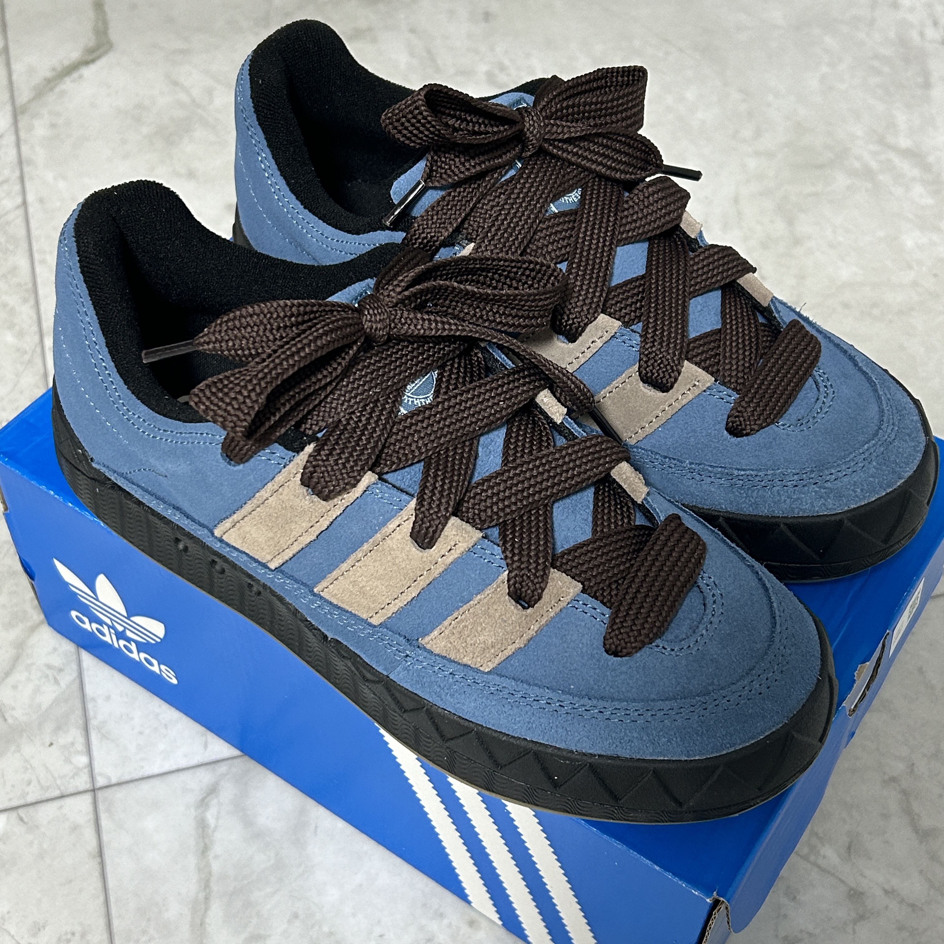 Adidas Adimatic Phantone 착용 스타일