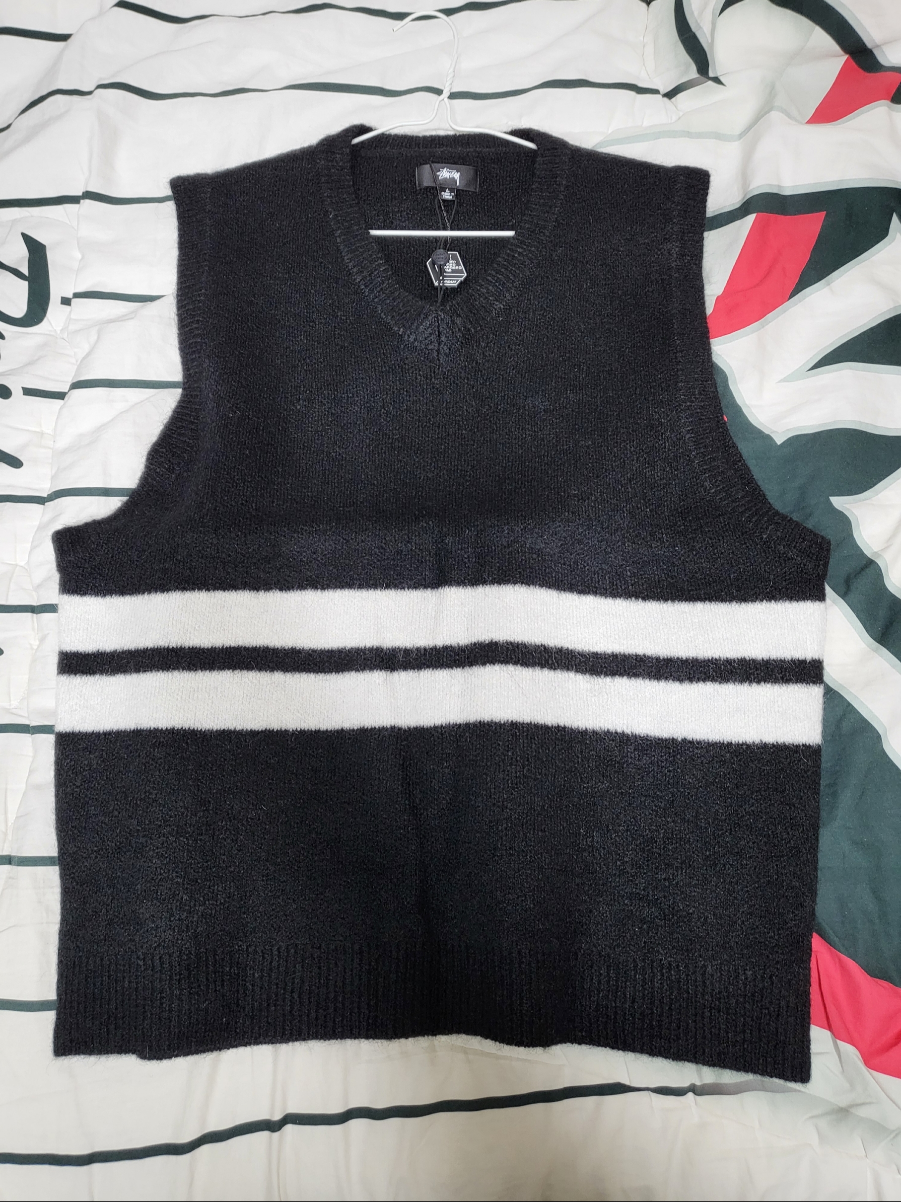 Stussy Brushed Mohair Vest Black 착용 스타일