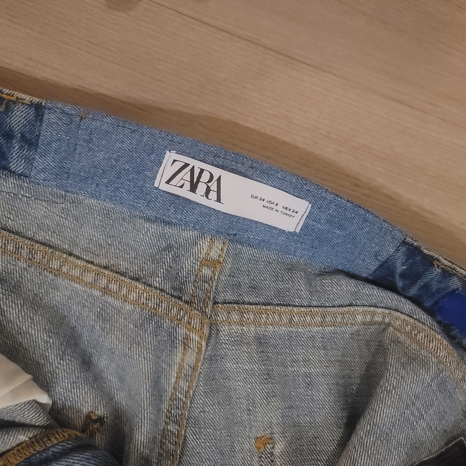 Zara x Ader Error Patchwork Jeans Blue 착용 스타일 - 3
