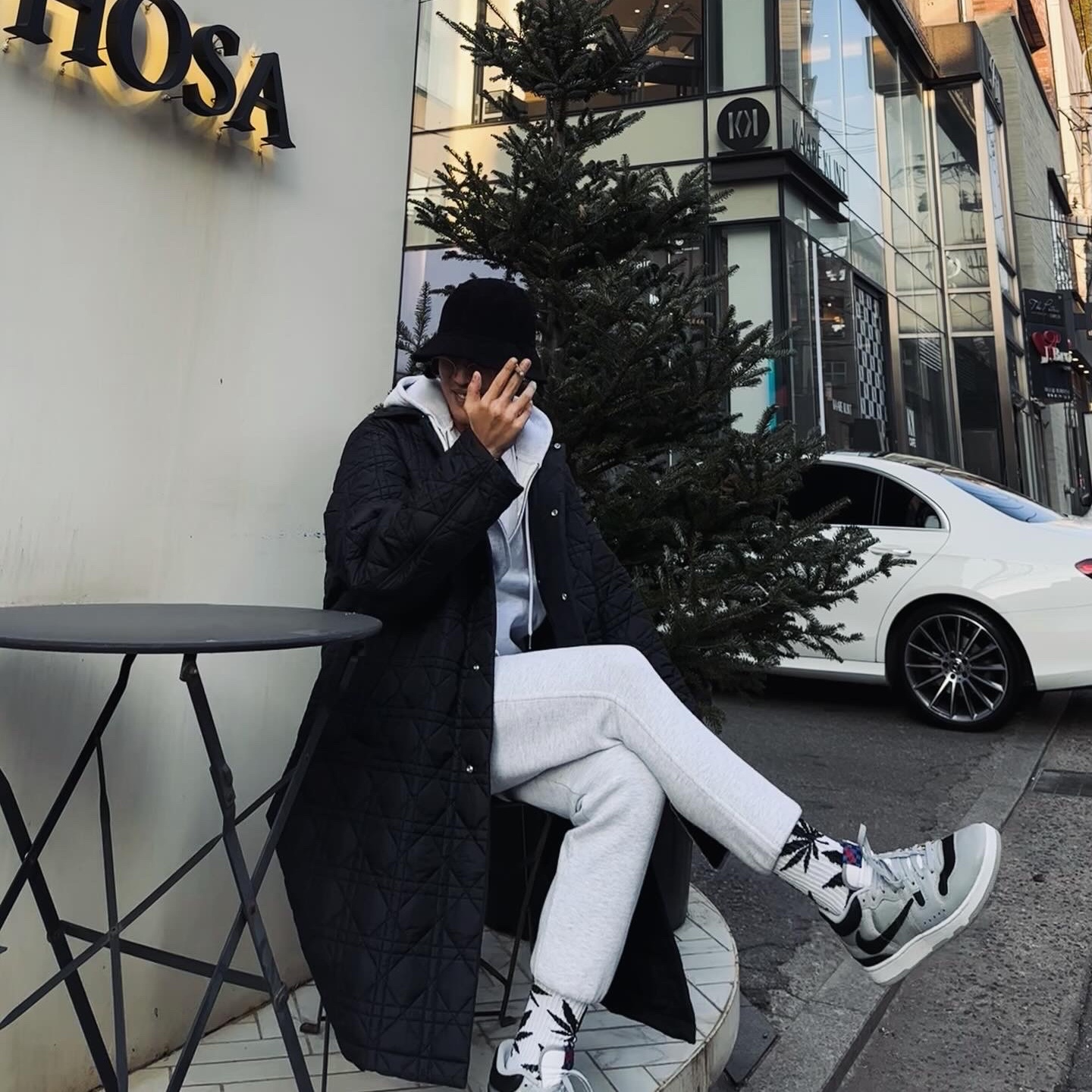 Nike x Travis Scott Mac Attack SP Light Smoke Grey 착용 스타일 - 2