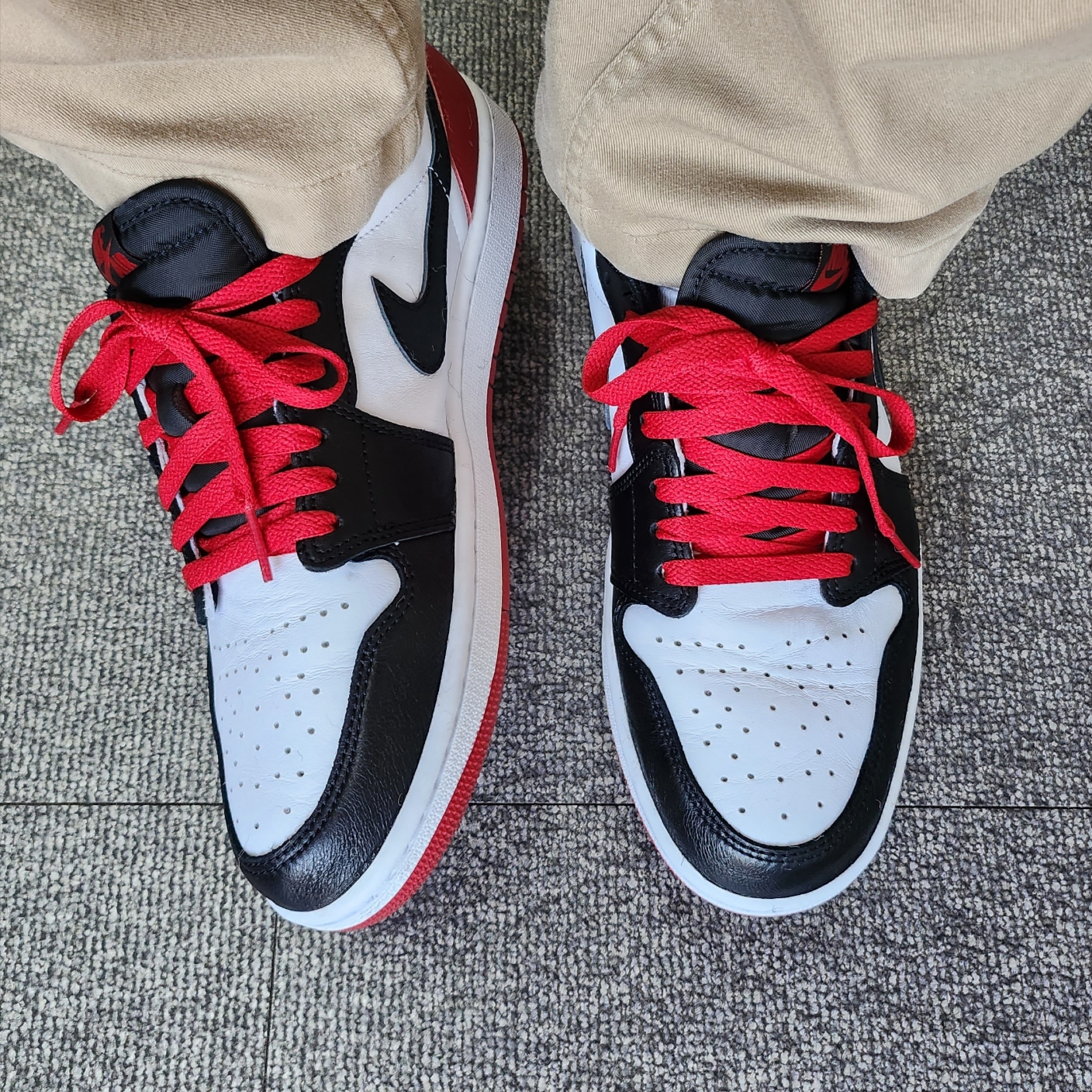 Jordan 1 Retro Low OG Black Toe 착용 스타일