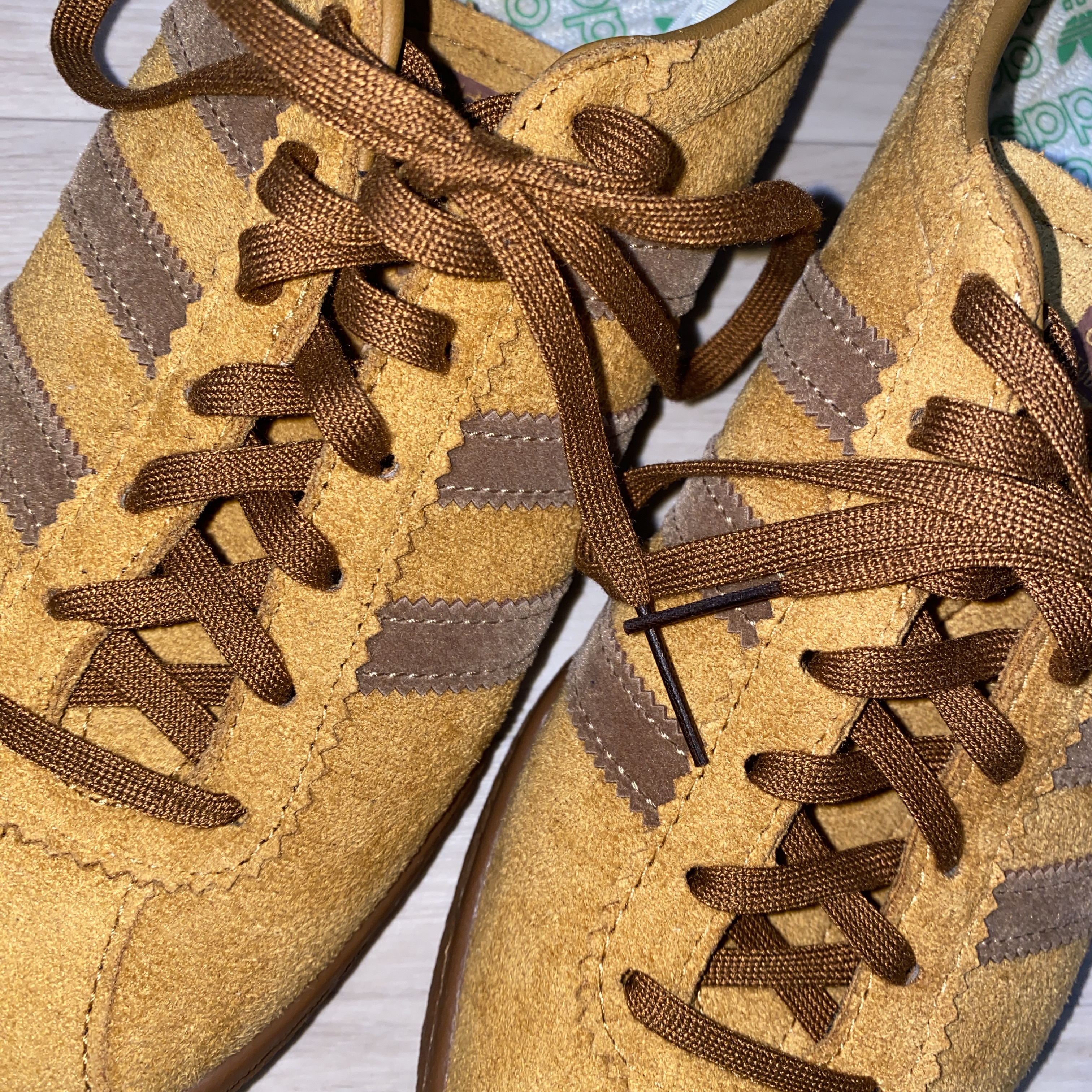 Adidas Tobacco Gruen Mesa Brown Desert 착용 스타일