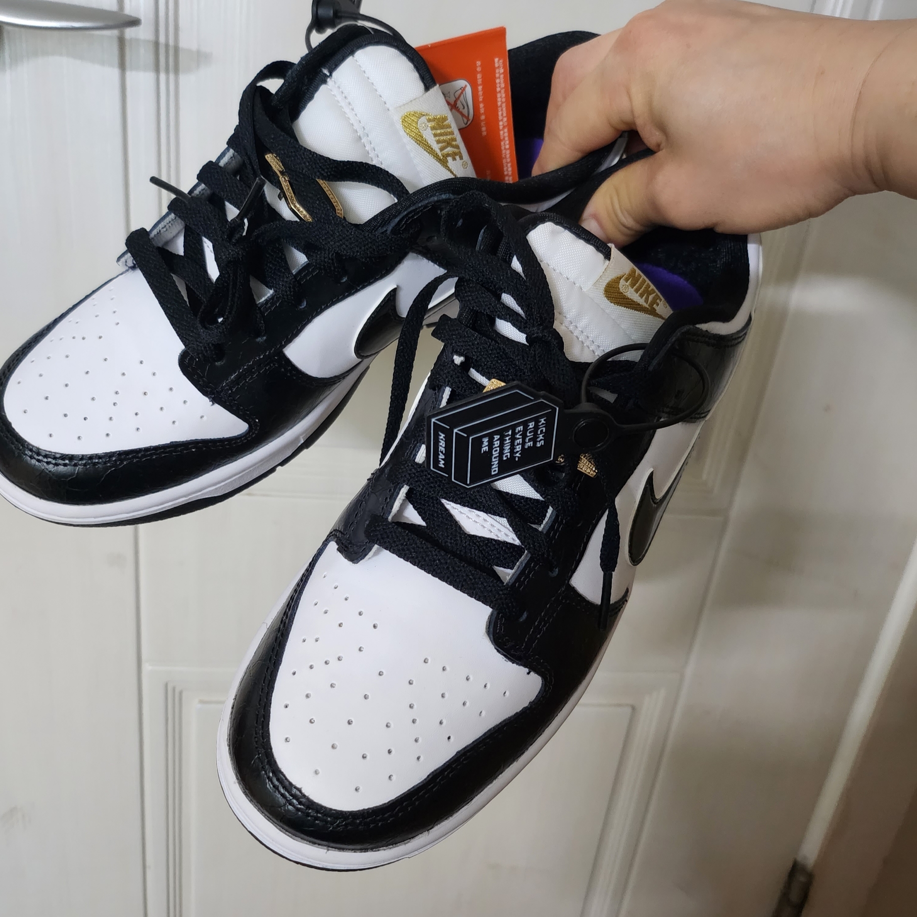 Nike Dunk Low Retro SE Black 착용 스타일